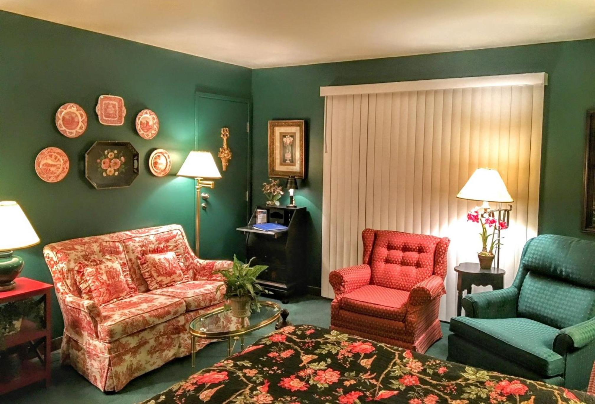 Suite with Garden View photo 1