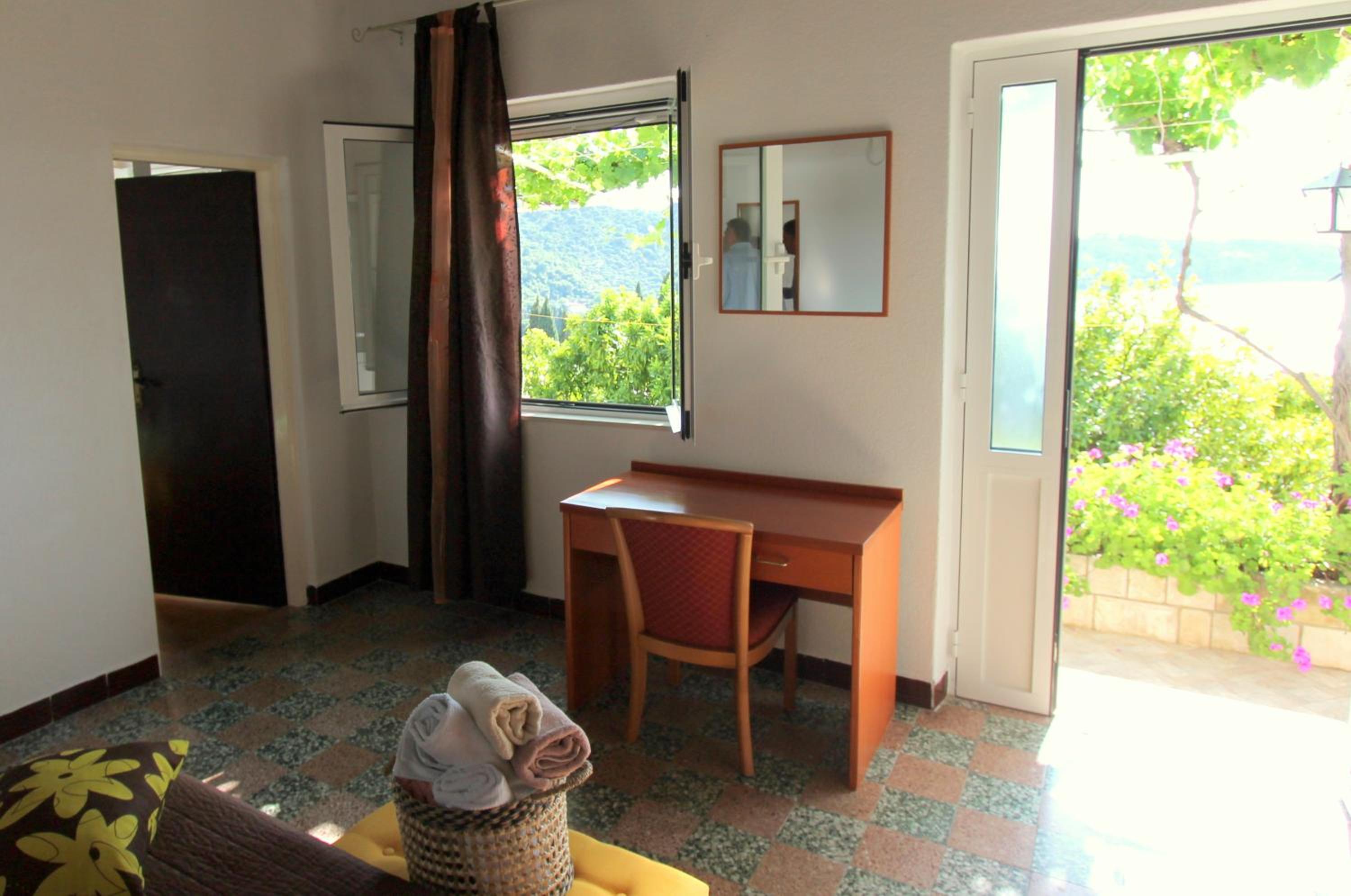 Two-Bedroom Apartment with Terrace photo 2