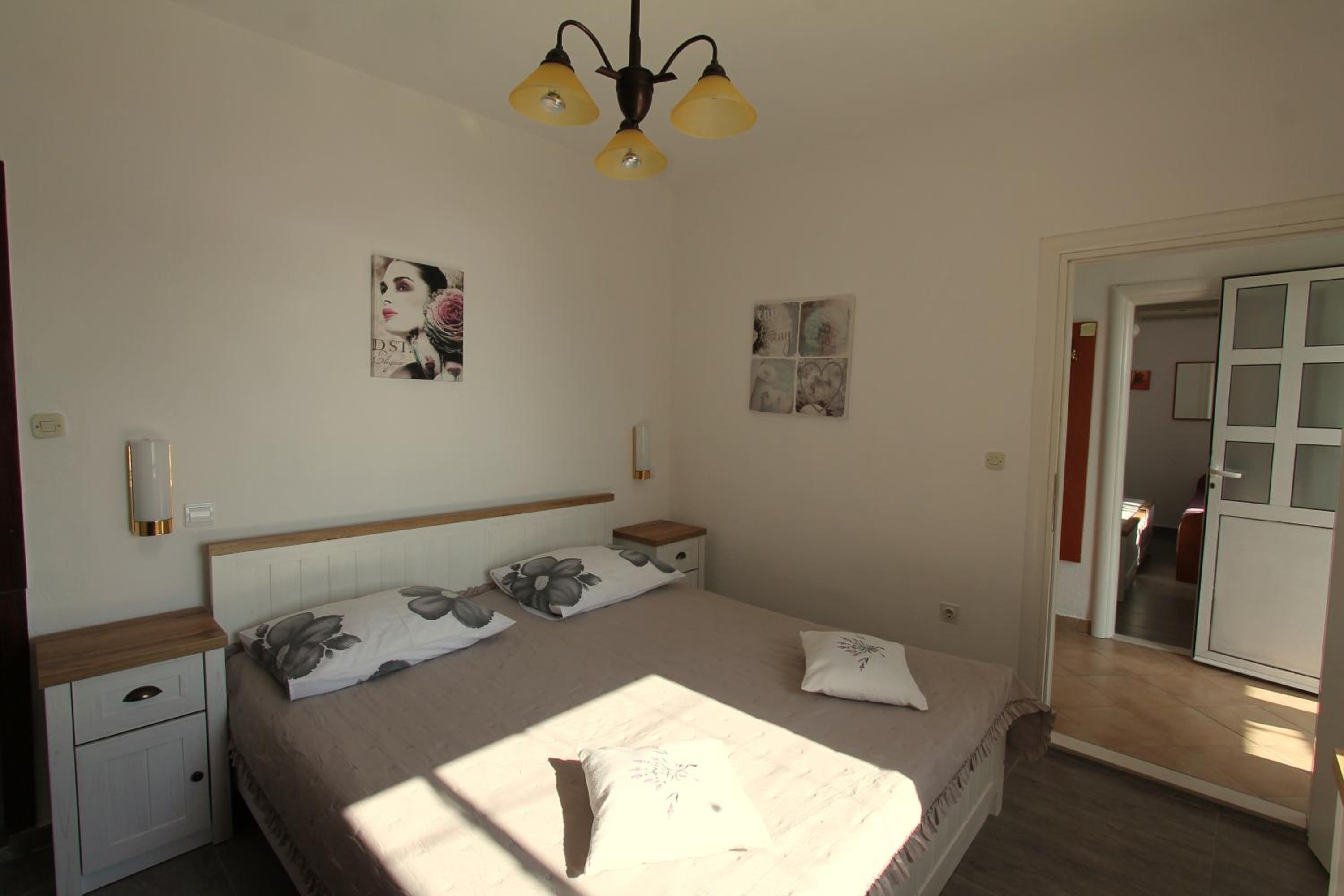 Two-Bedroom Apartment with Terrace and Sea View photo 1