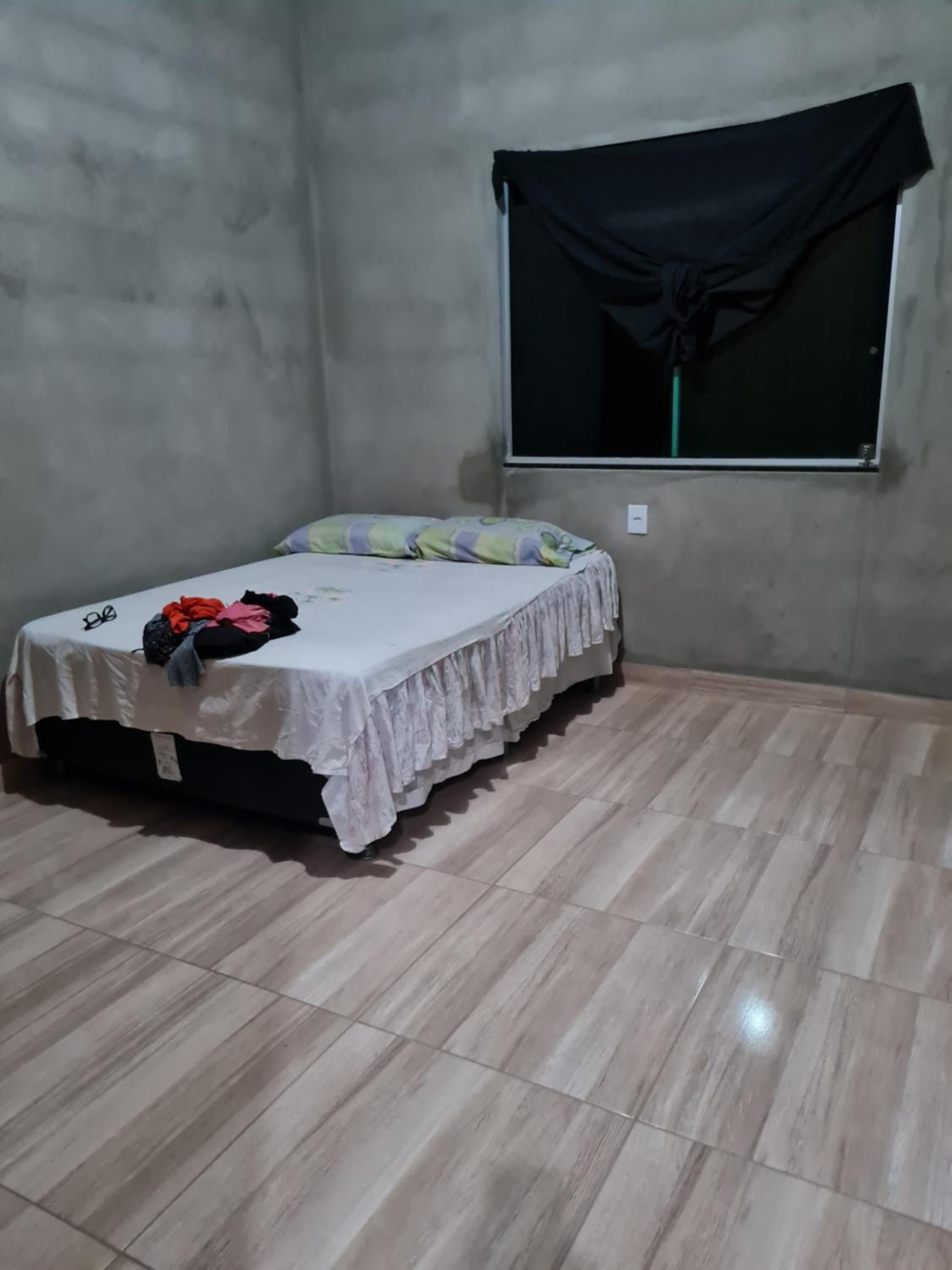 One-Bedroom House photo 1