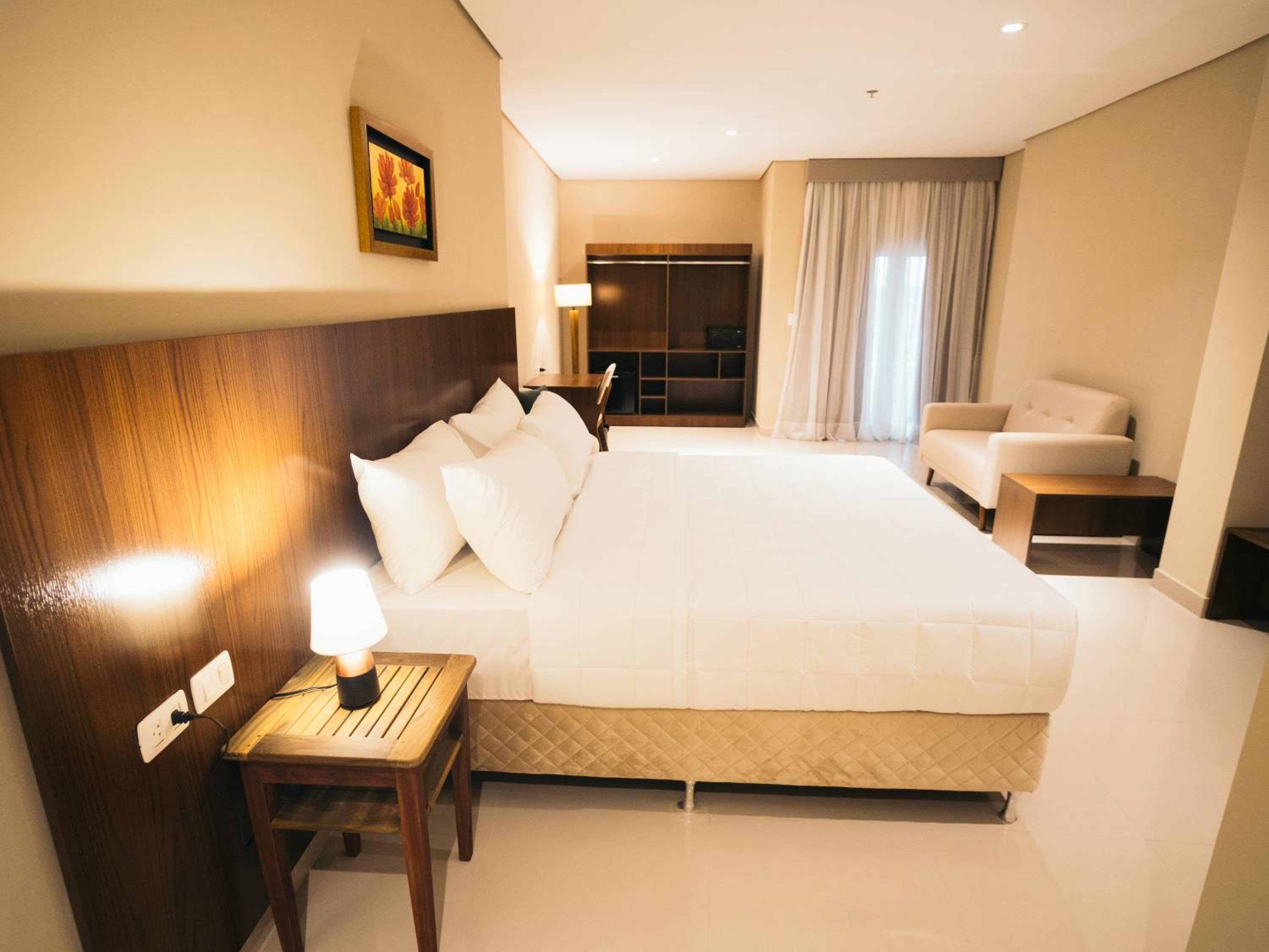 Deluxe Queen Room photo 1
