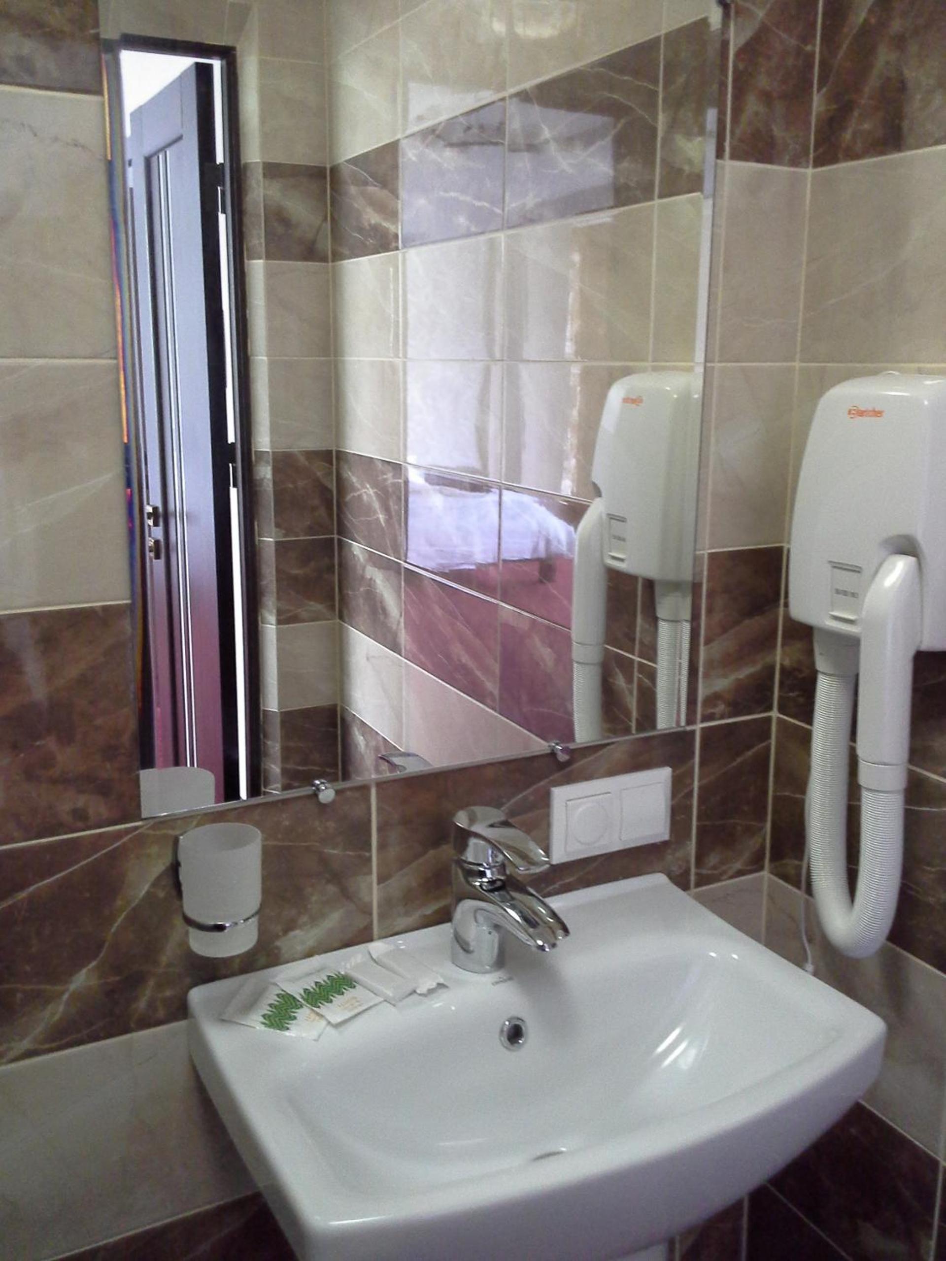 Suite photo 1