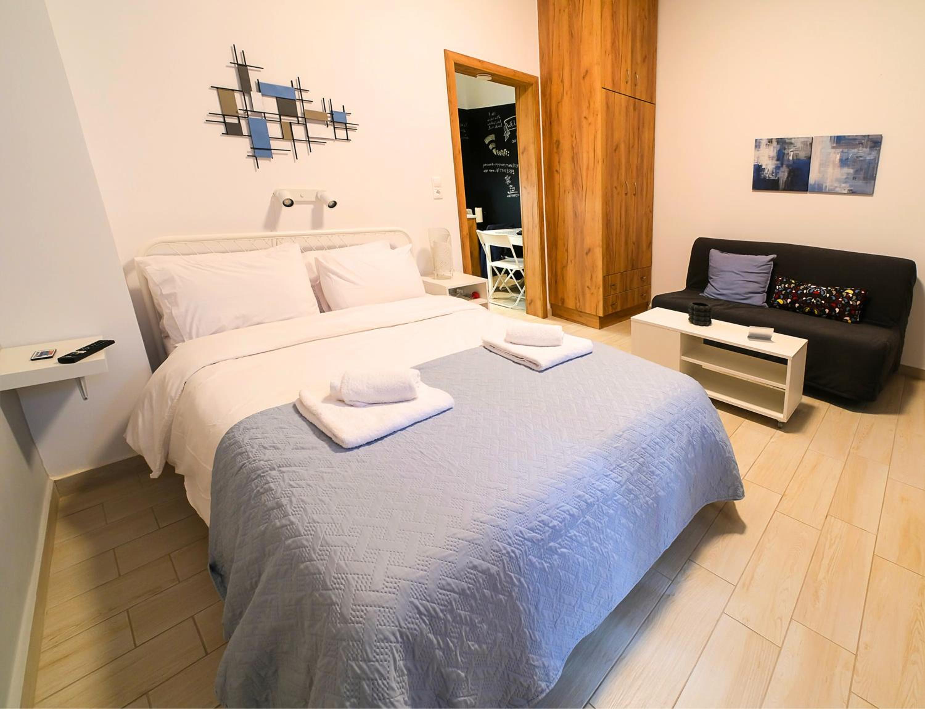 Deluxe Apartment
