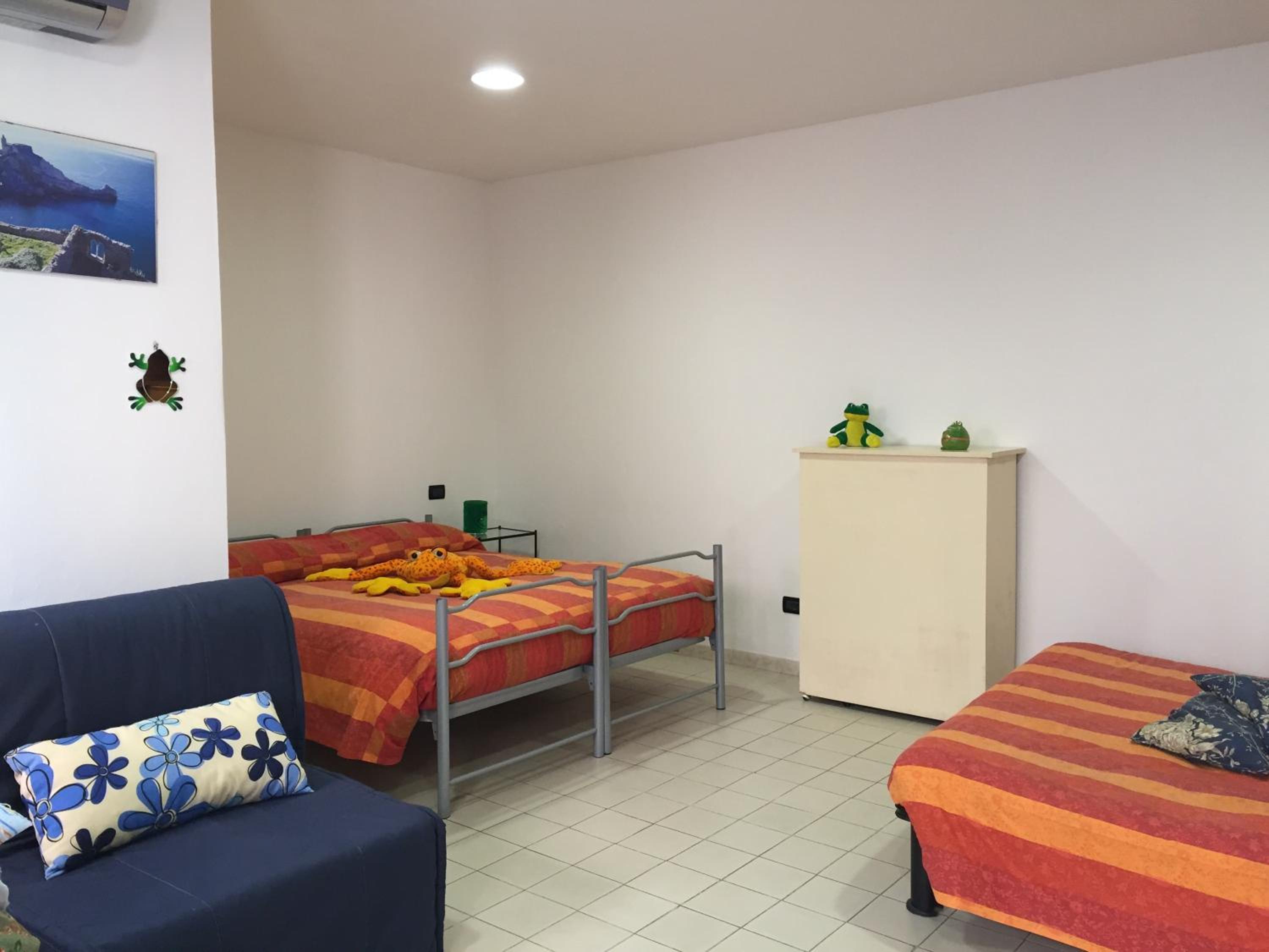 Quadruple Room - Photo 5