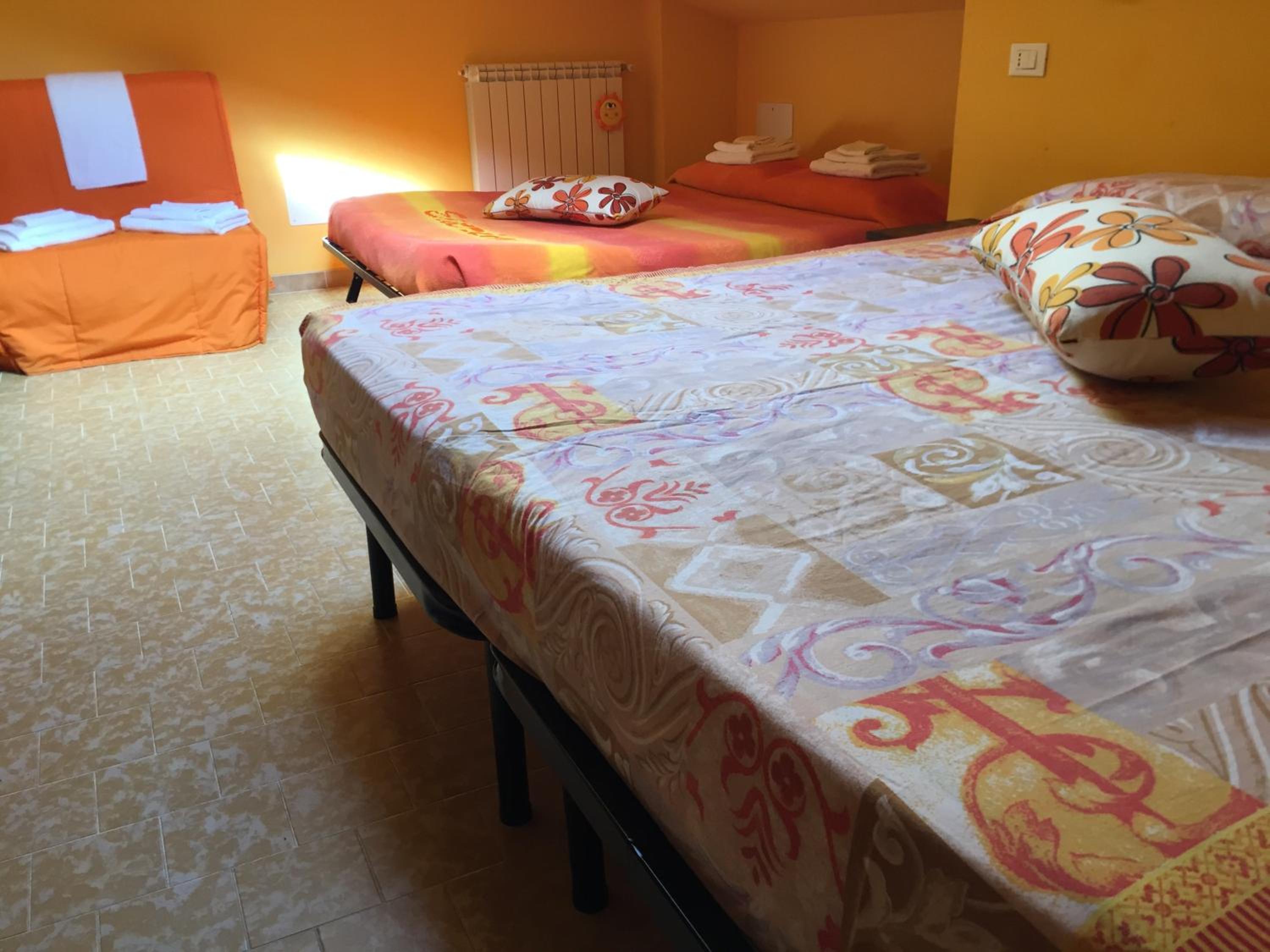 Quadruple Room - Photo 2