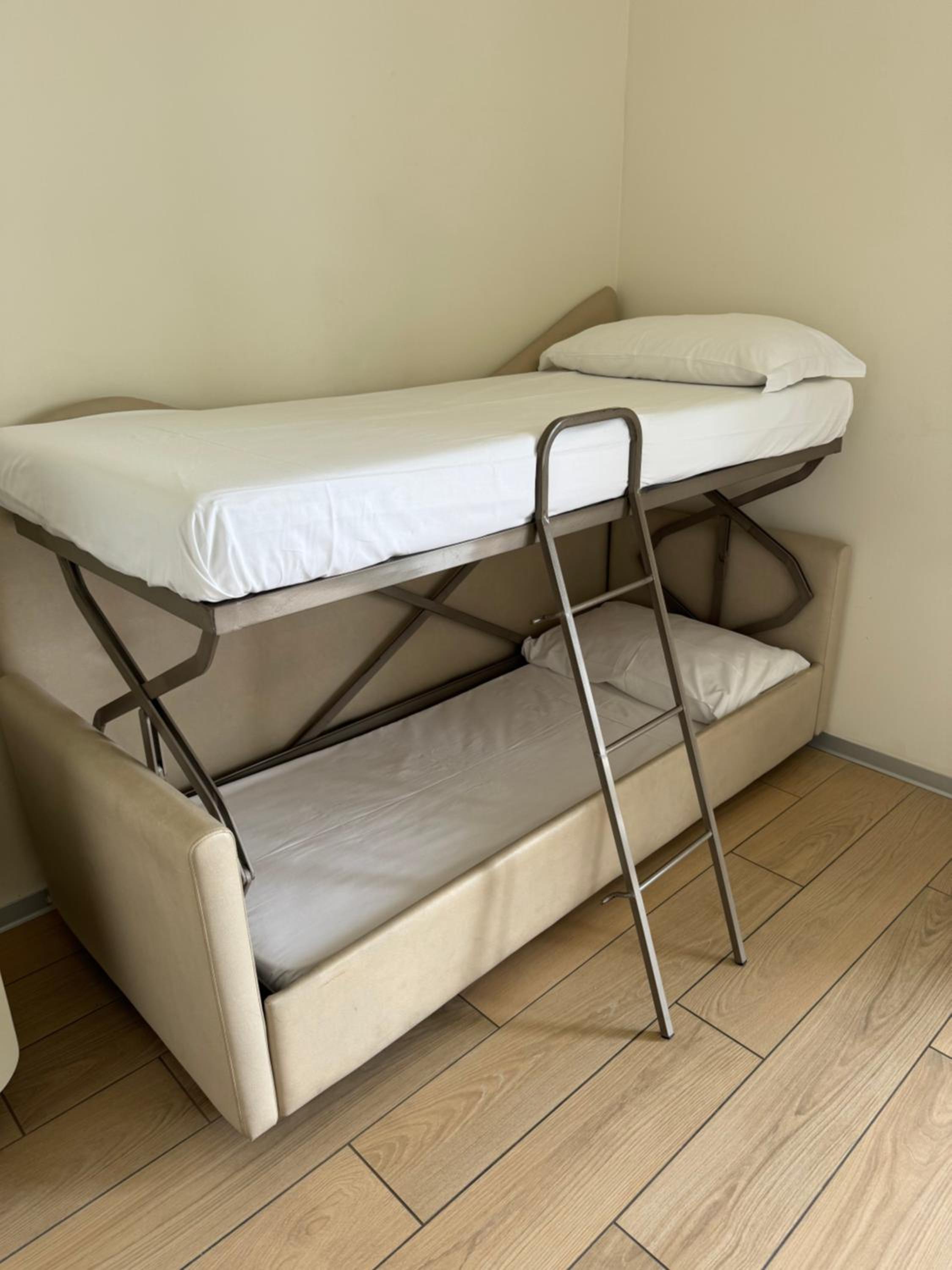 Superior Quadruple Room With Balcony - Photo 8