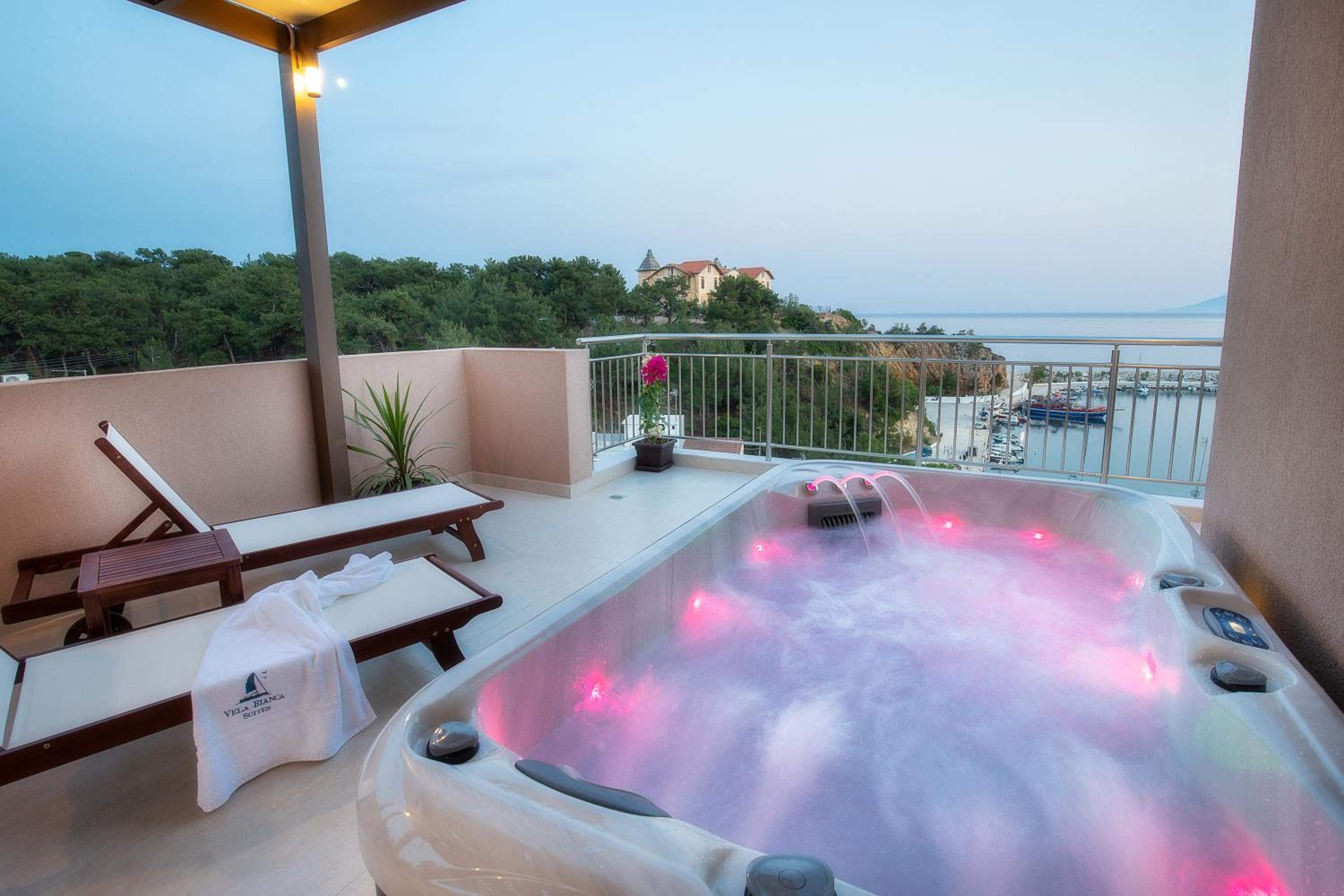 Superior Suite with Sea View photo 3