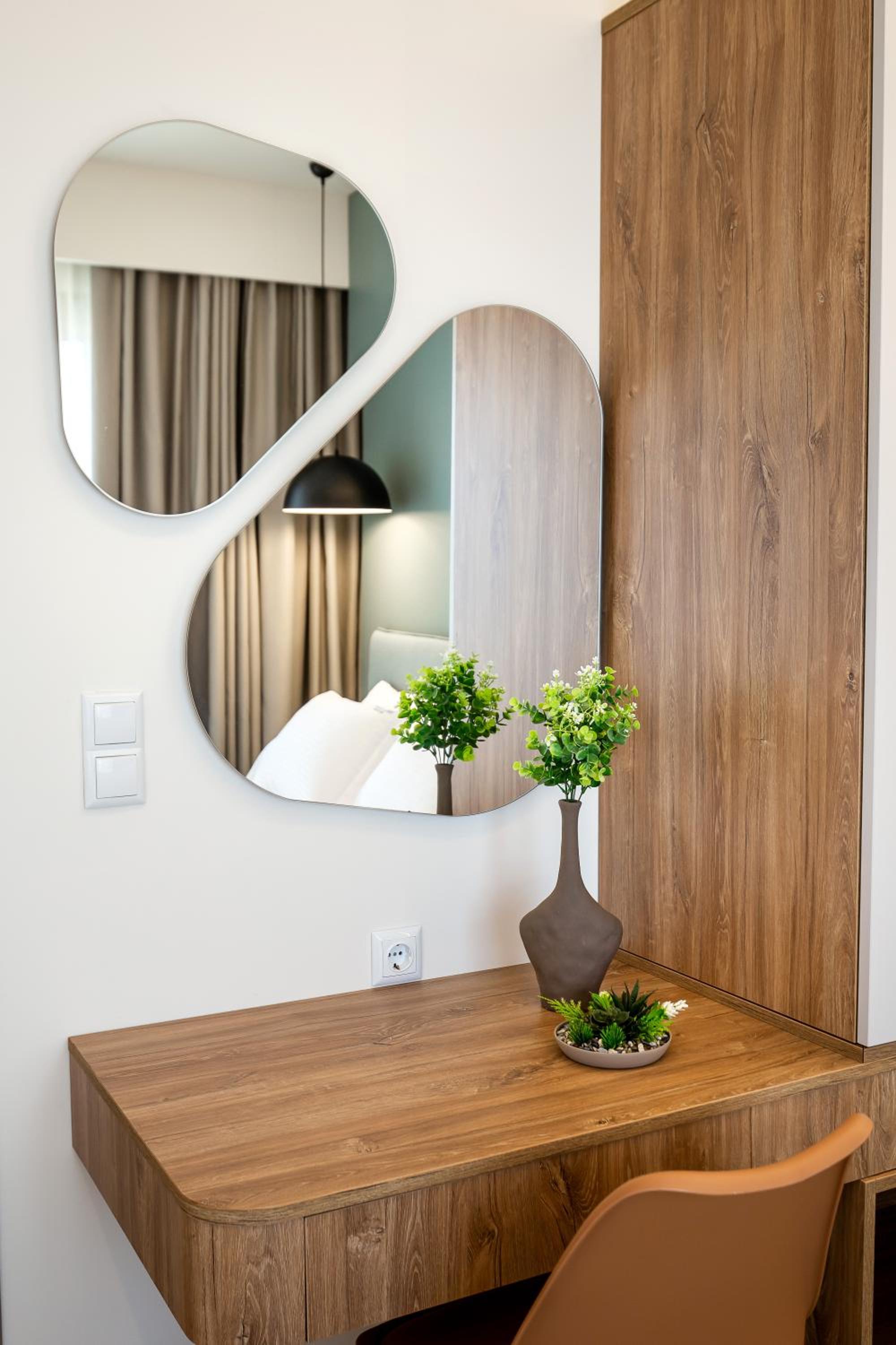 Deluxe Suite with Sea View