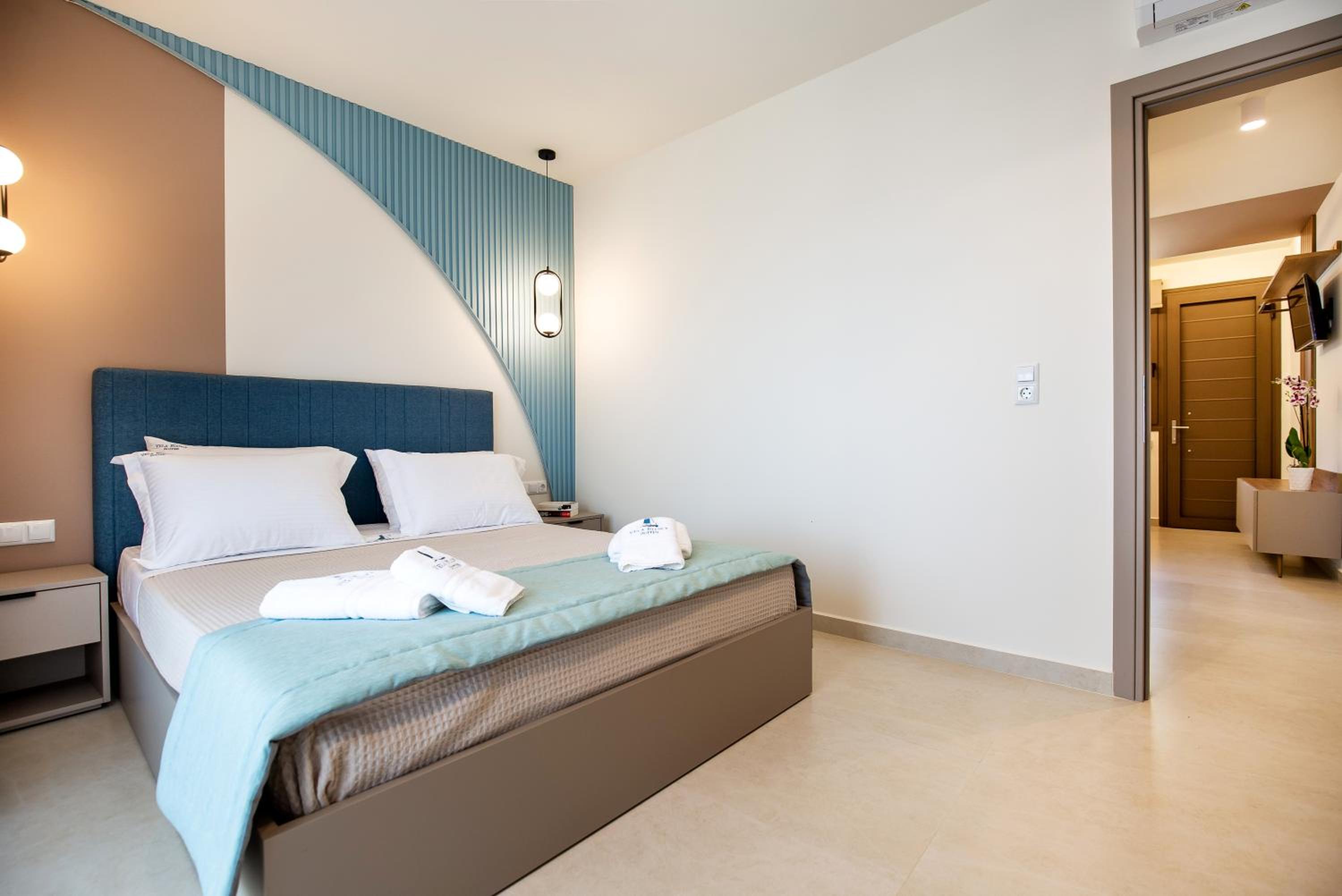 Junior Suite with Sea View photo 2