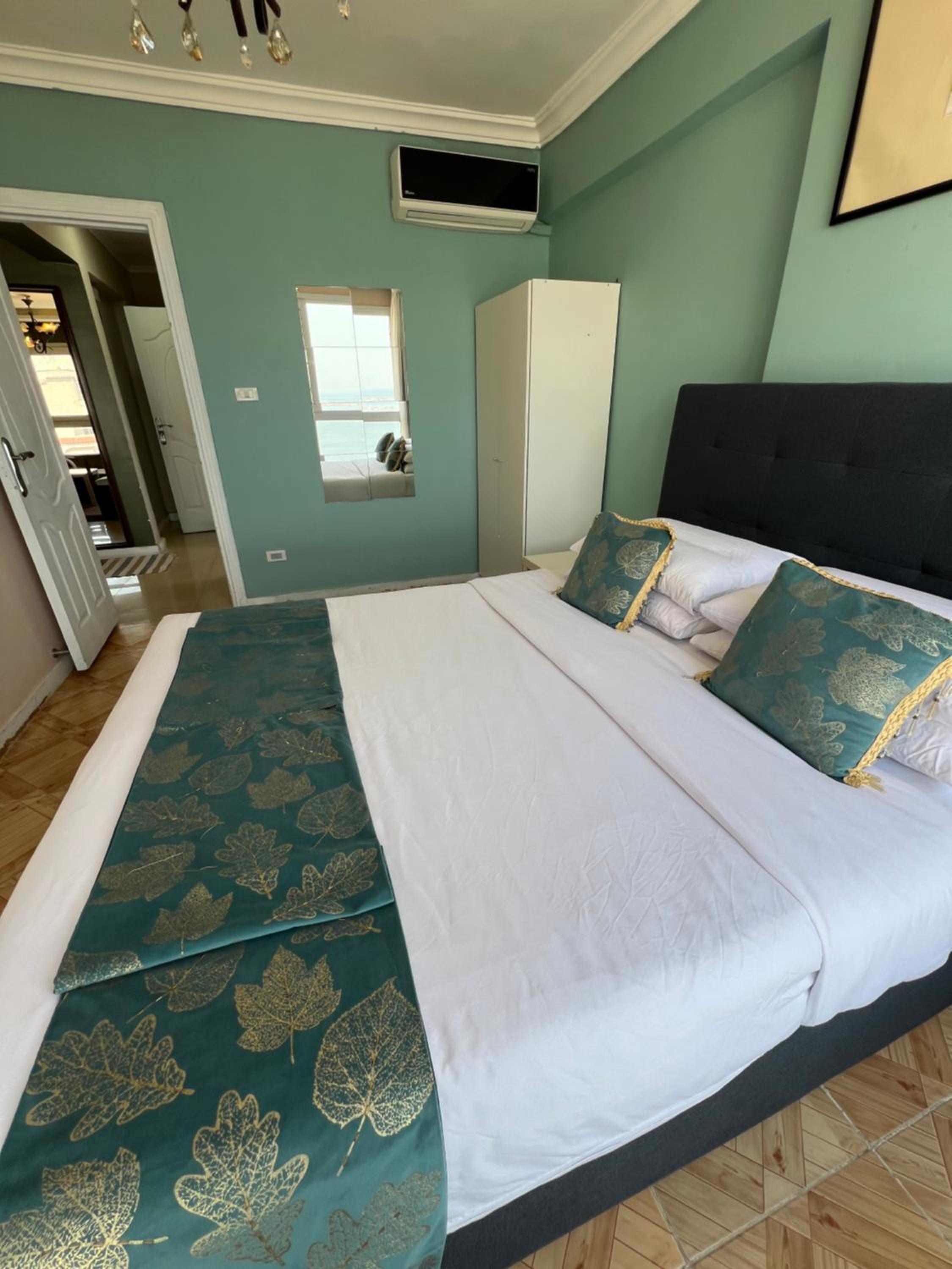 Two-Bedroom Apartment - Photo 19