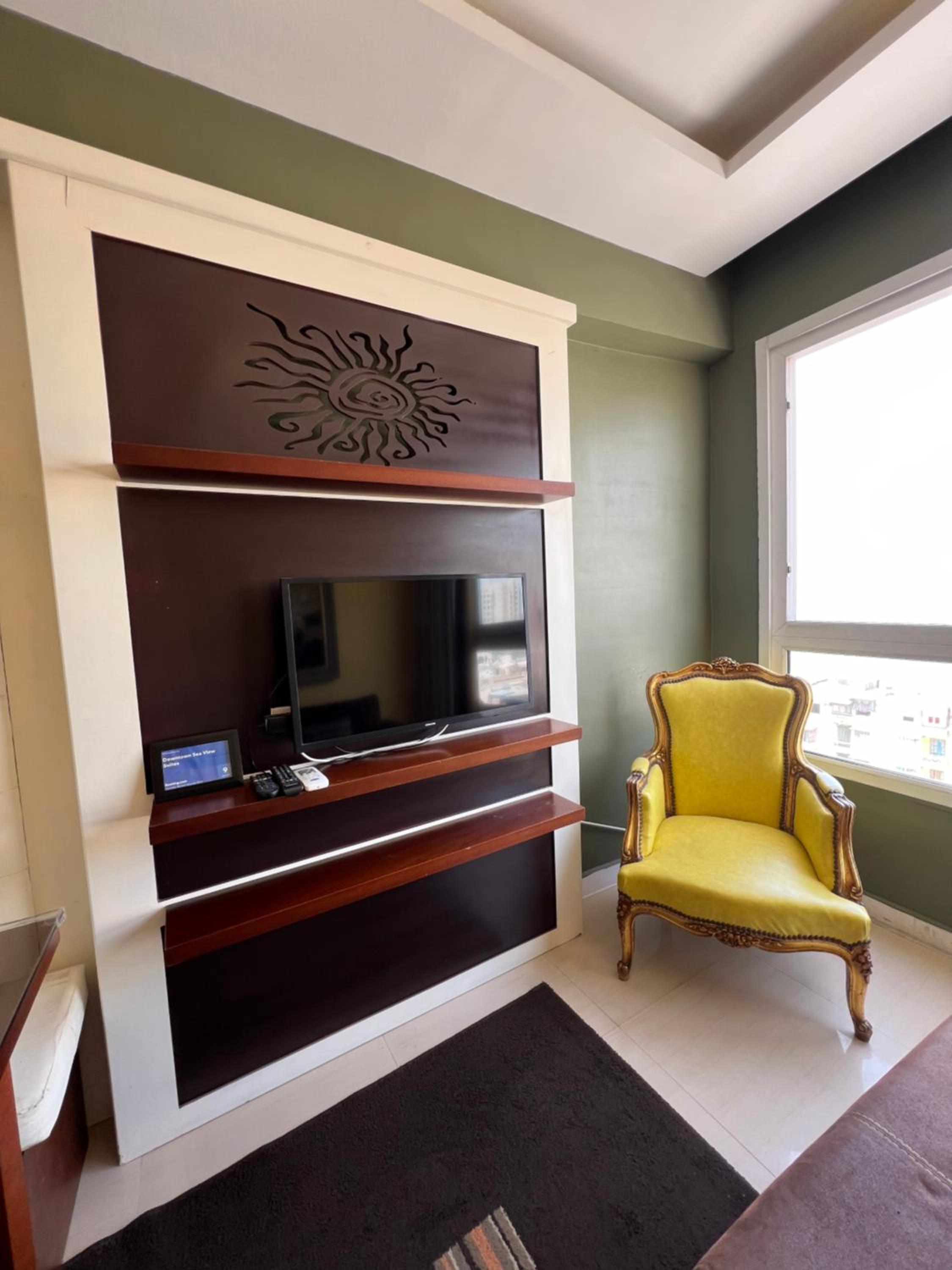 Two-Bedroom Apartment - Photo 26