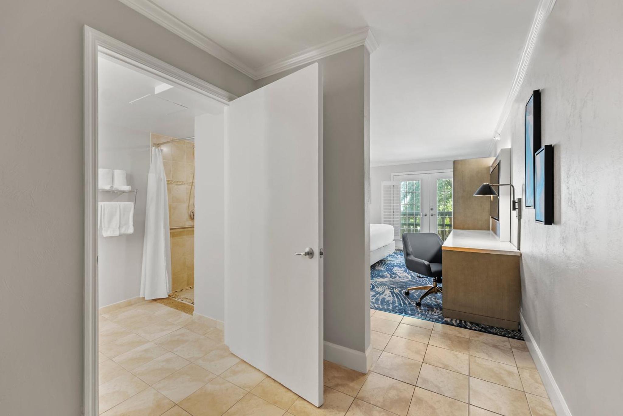 Standard King Room with Mobility Accessible Roll-In Shower