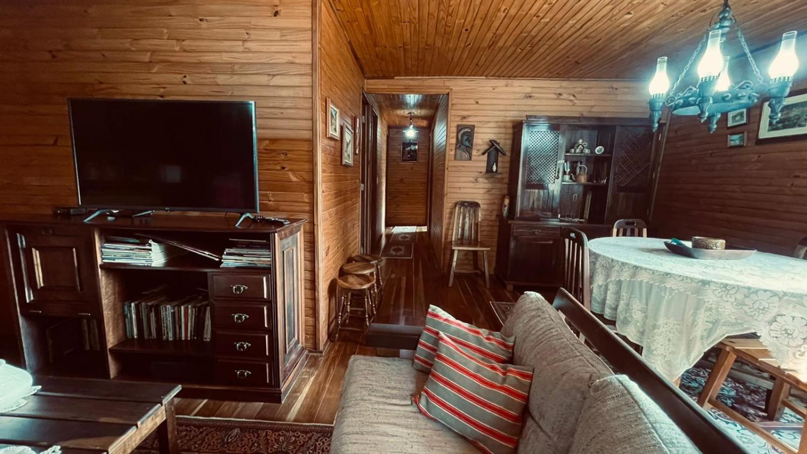 Three-Bedroom Chalet photo 1