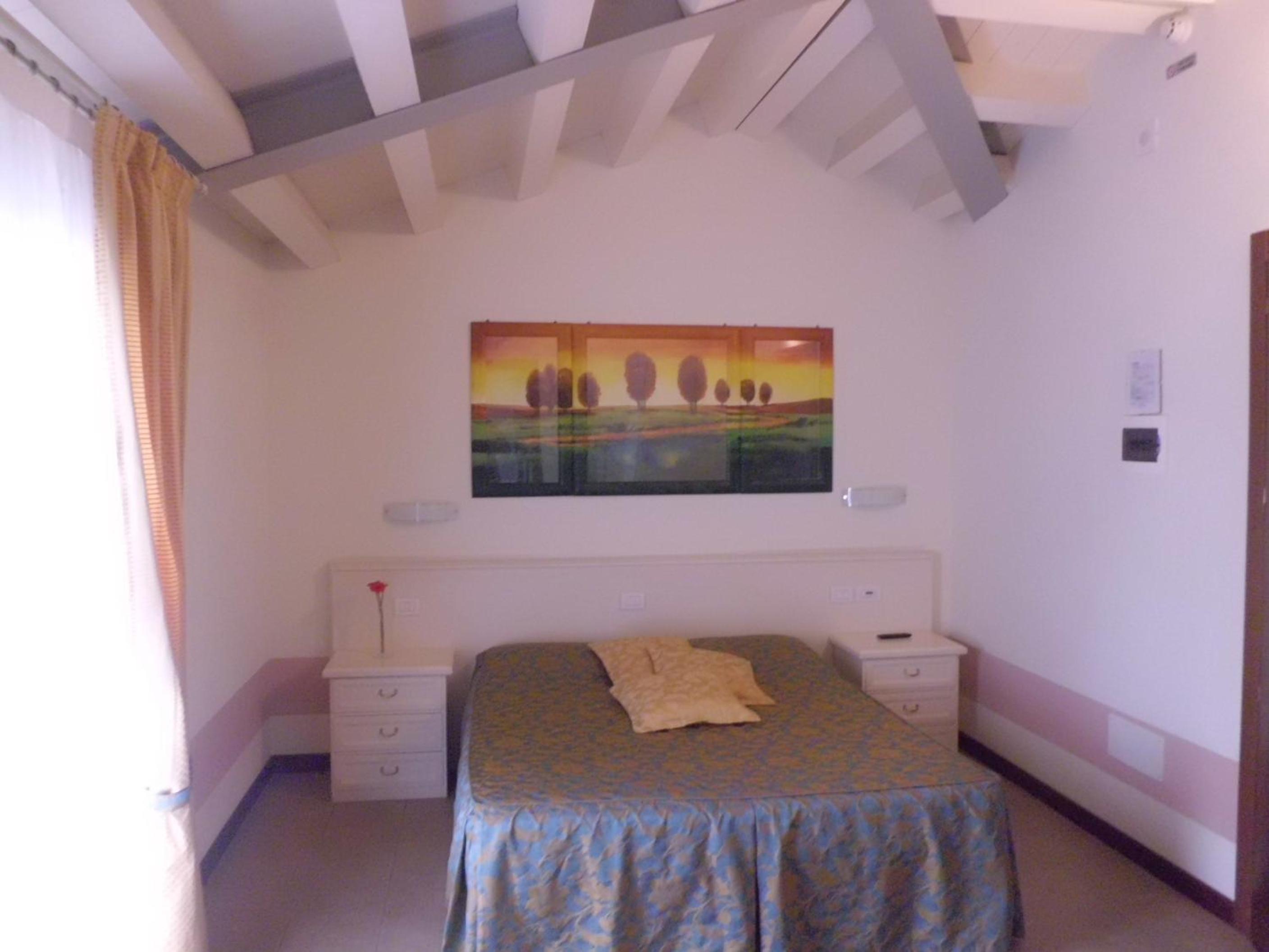 Double or Twin Room with Bathroom photo 3