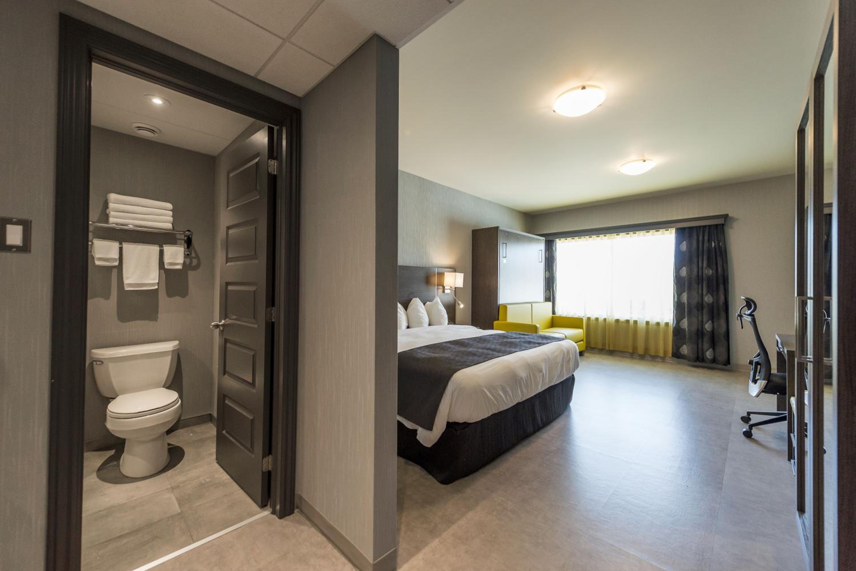 Superior King Room photo 1