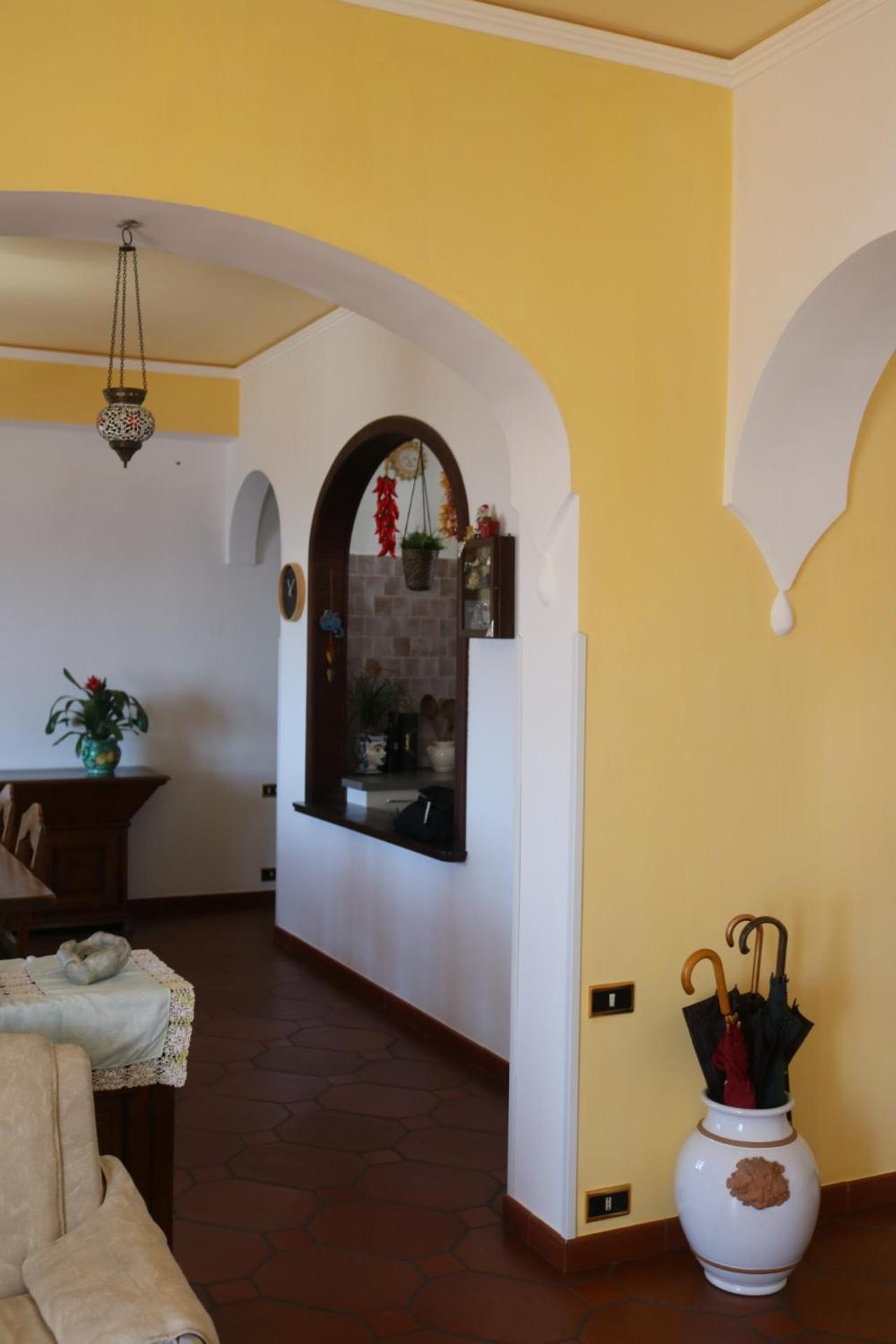 One-Bedroom House photo 3