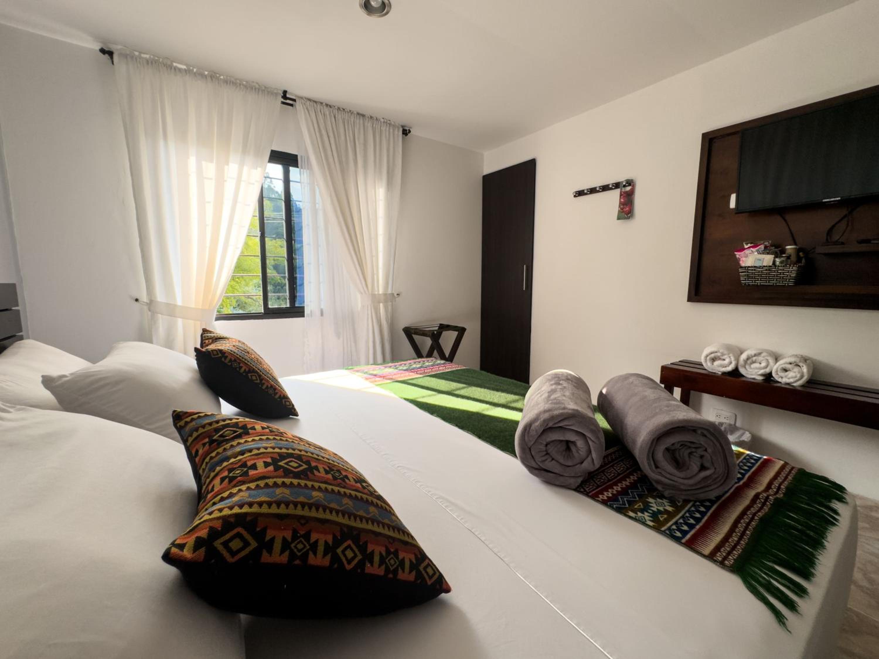 Triple Room with Private Bathroom photo 2