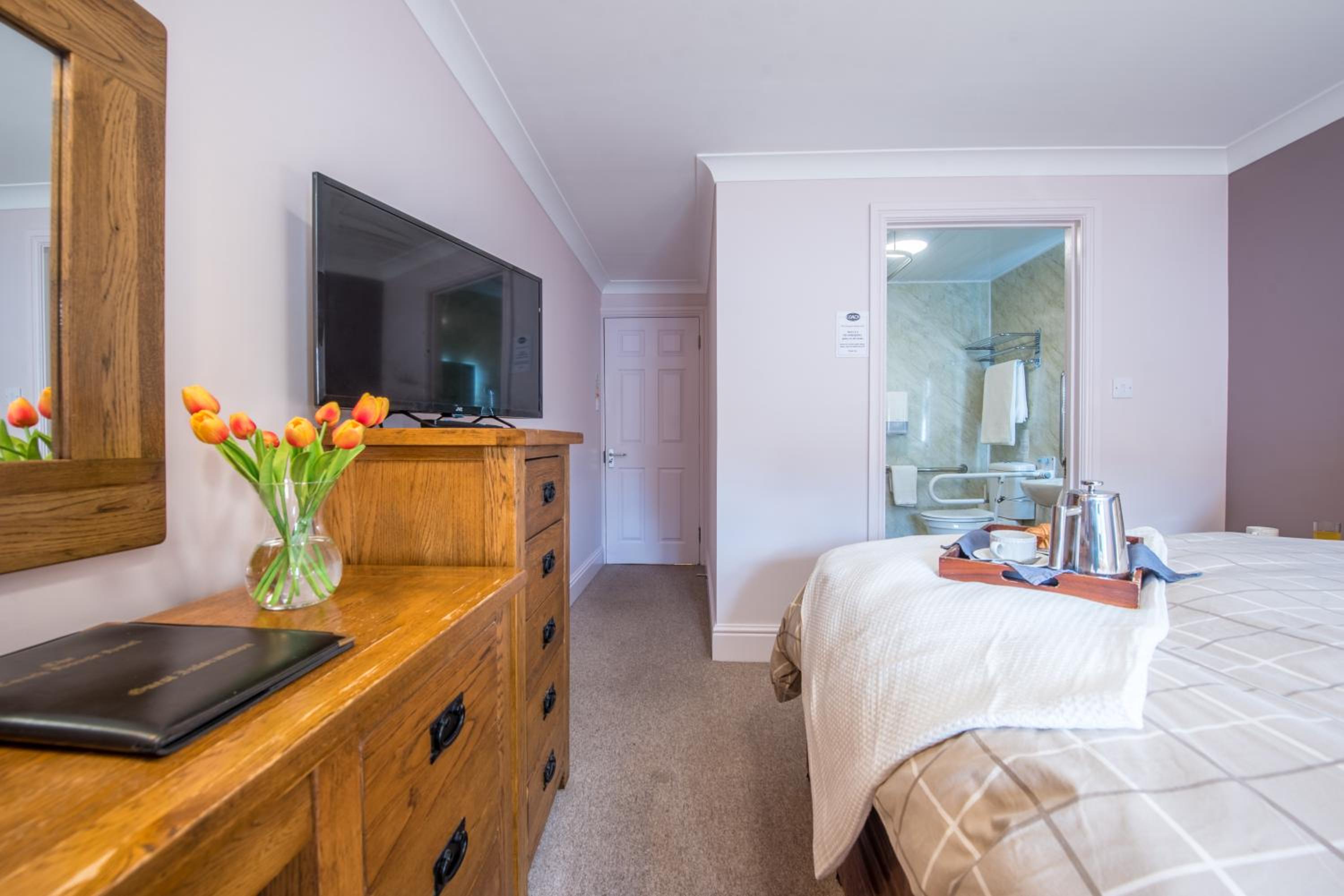 Double or Twin Room - Disability Access photo 2