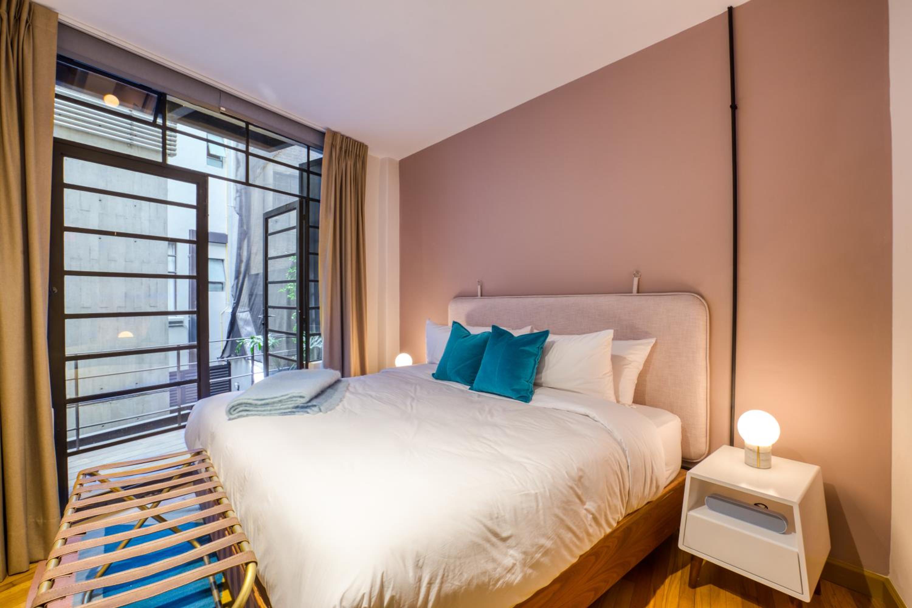 Deluxe Double Room with Balcony photo 1