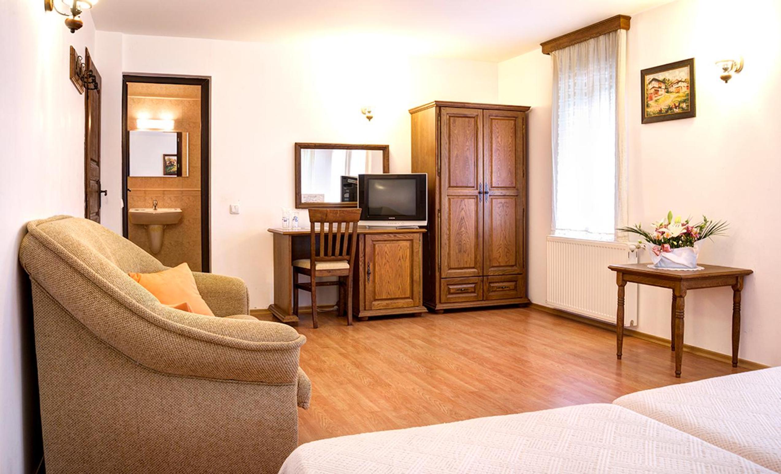 Junior Suite (2 Adults) photo 1