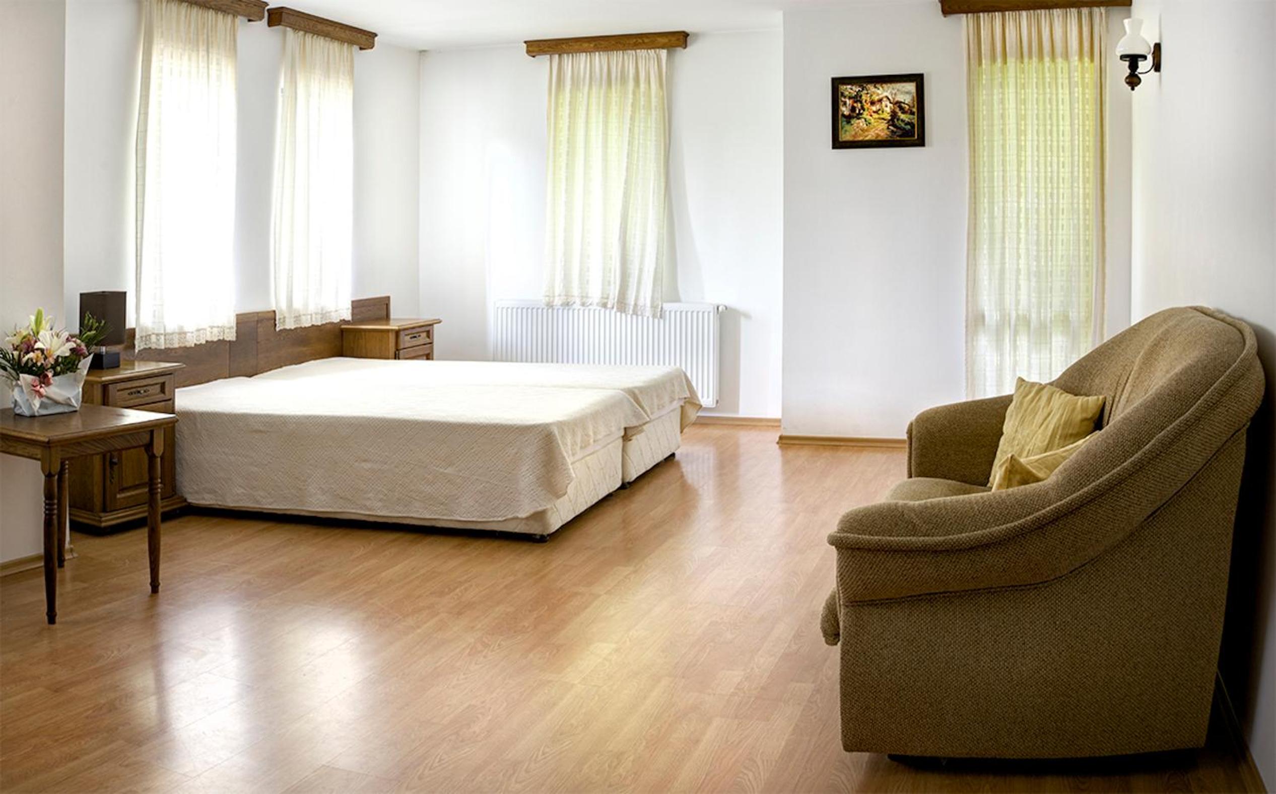 Junior Suite (2 Adults) photo 3
