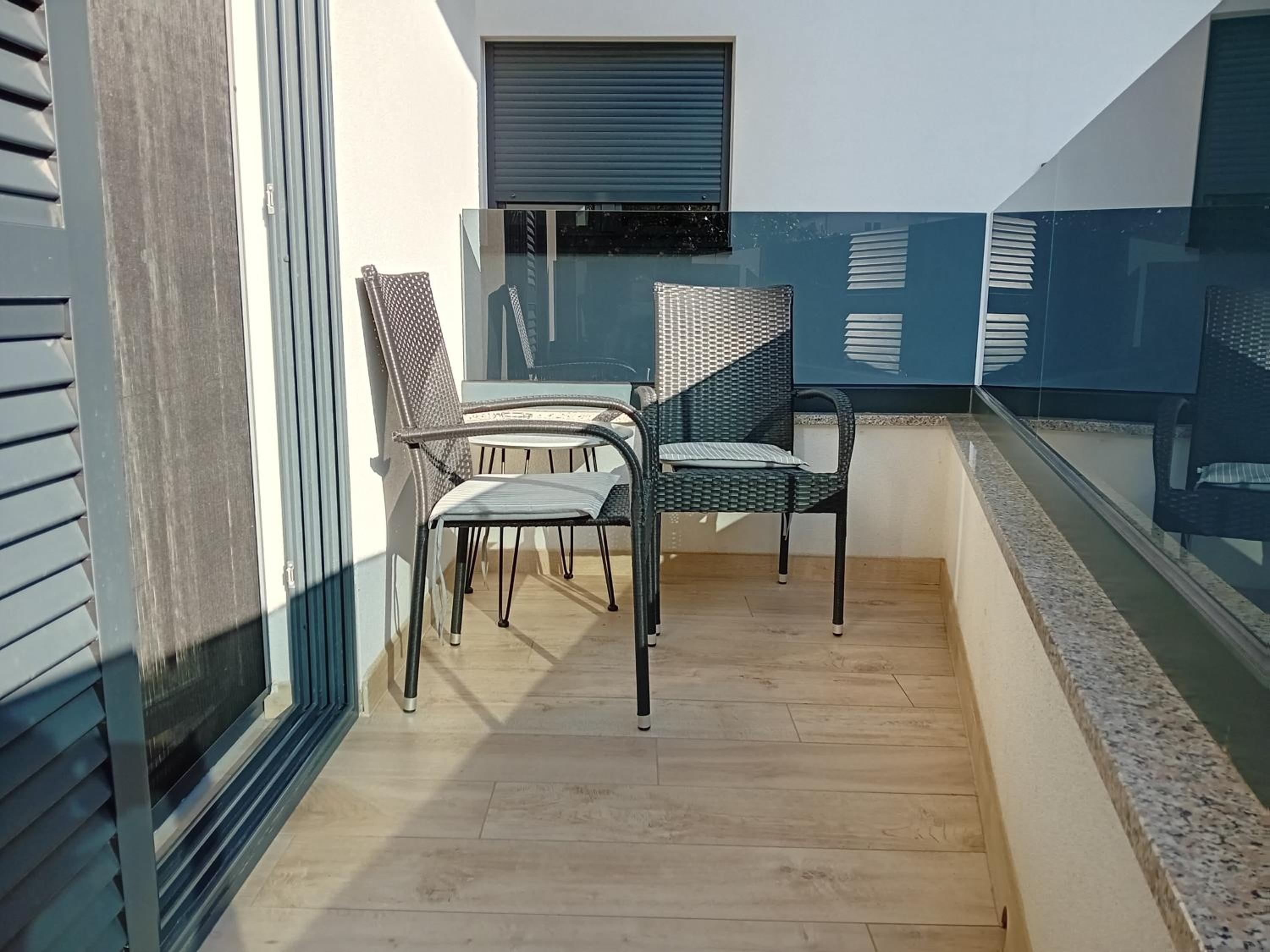 One-Bedroom Apartment - Photo 14