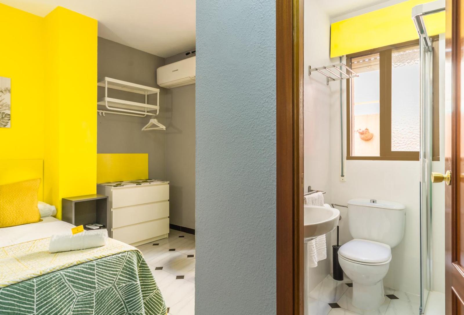 Single Room photo 2