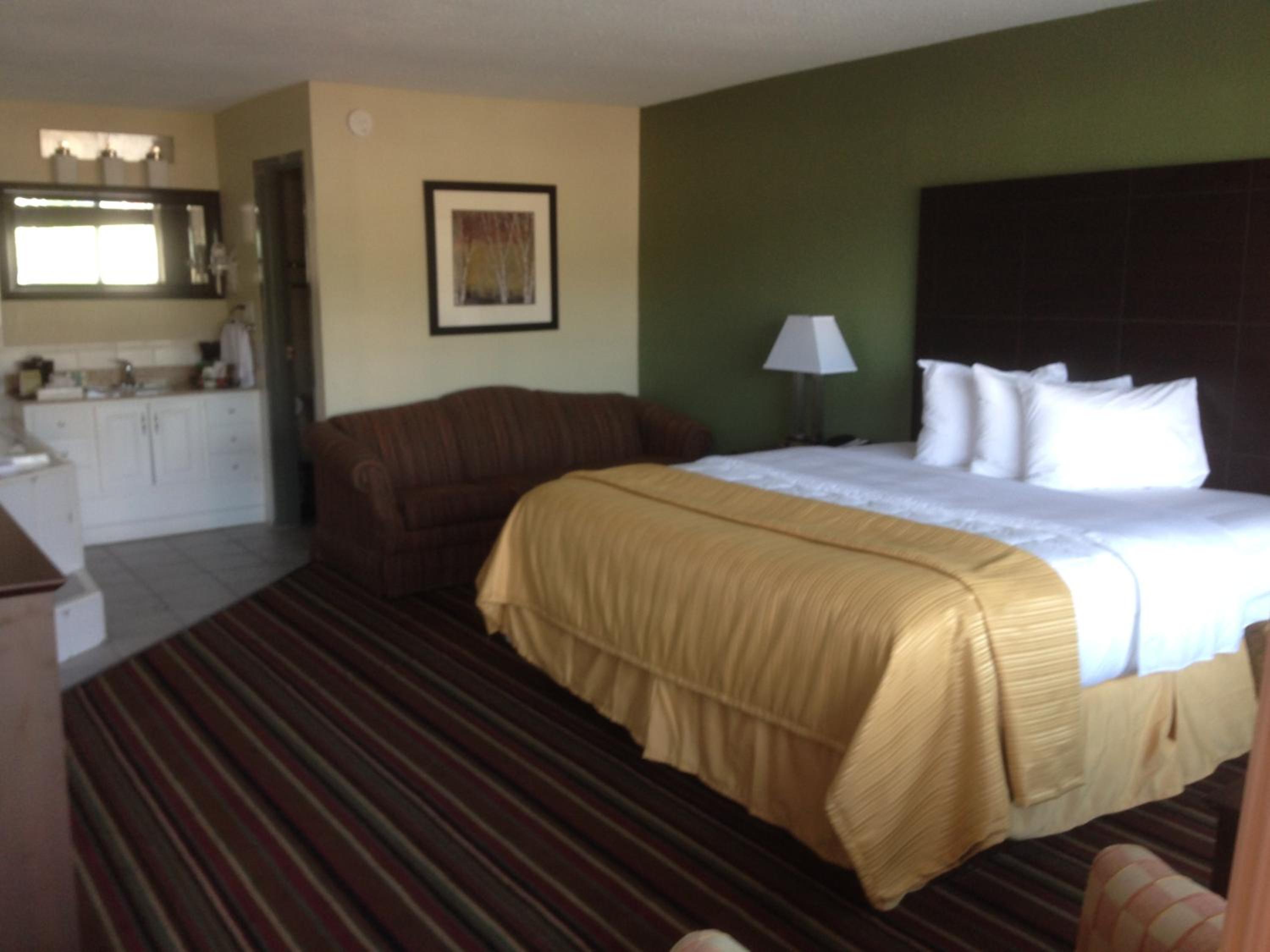 King Room with Sofa Bed - Non-Smoking
