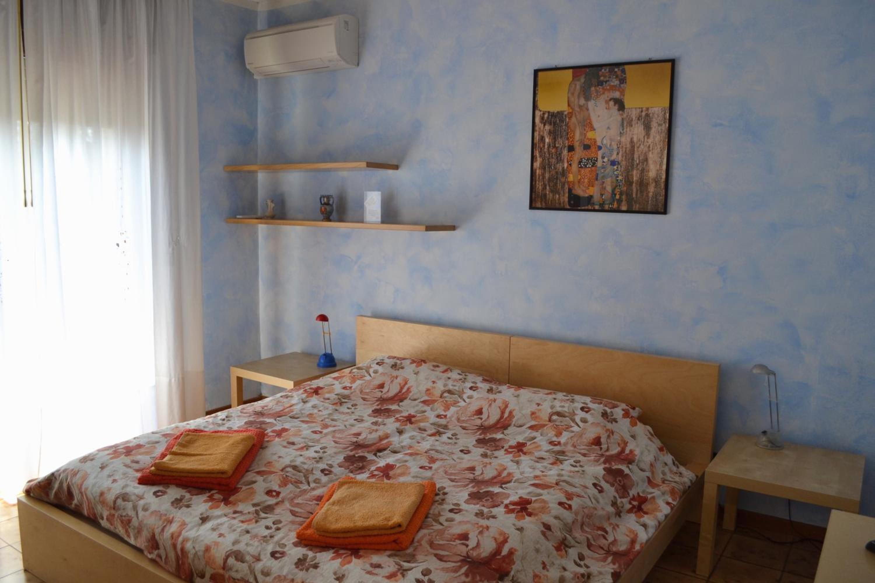 Double or Twin Room with Balcony - Photo 1