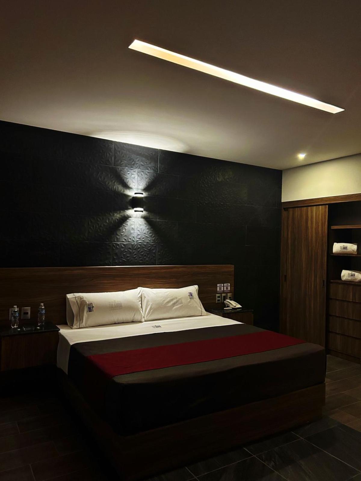 Double Or Twin Room With Private Bathroom photo 1