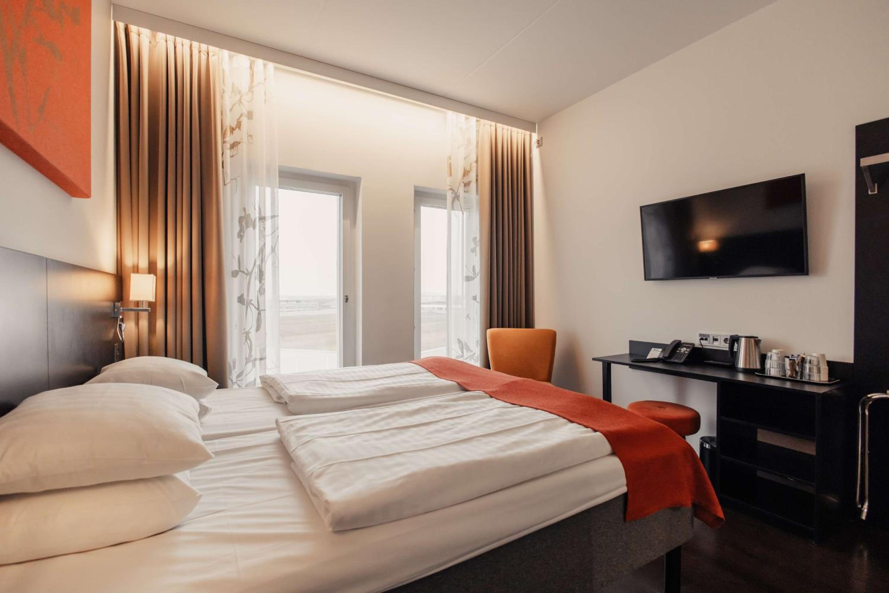 Premium King Room - Non-Smoking