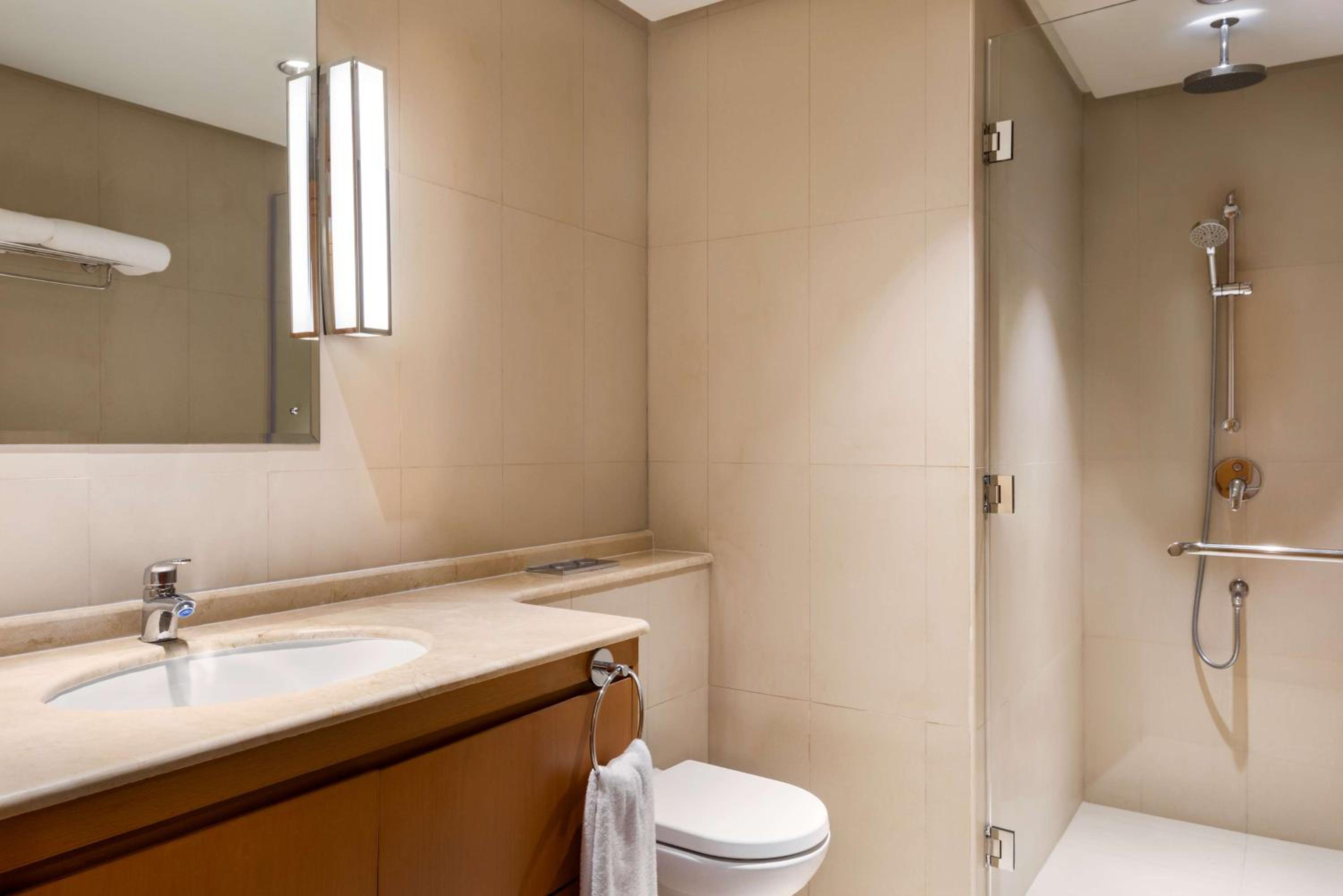 Two-Bedroom Apartment with Terrace photo 2