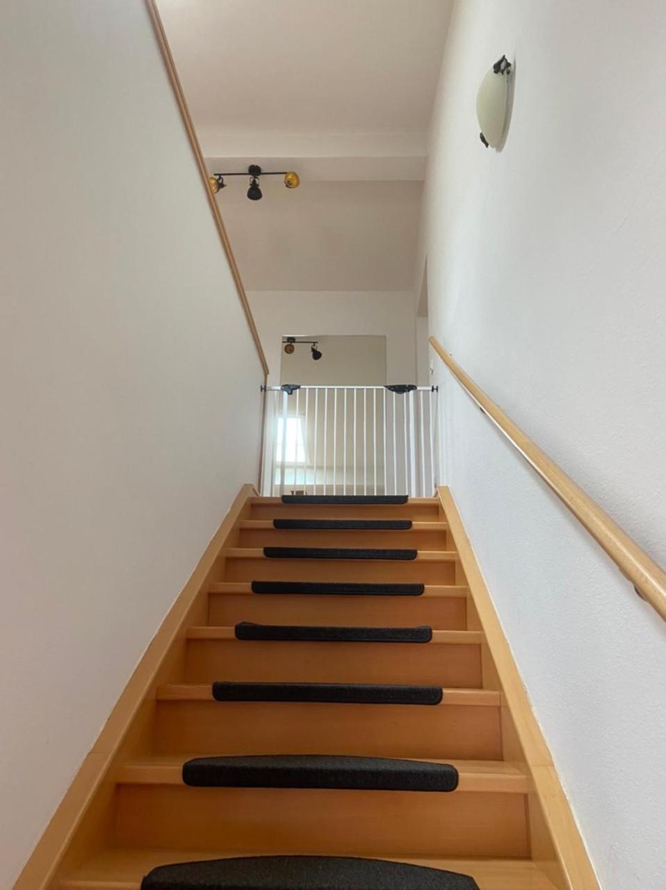 Apartment with Mountain View photo 3