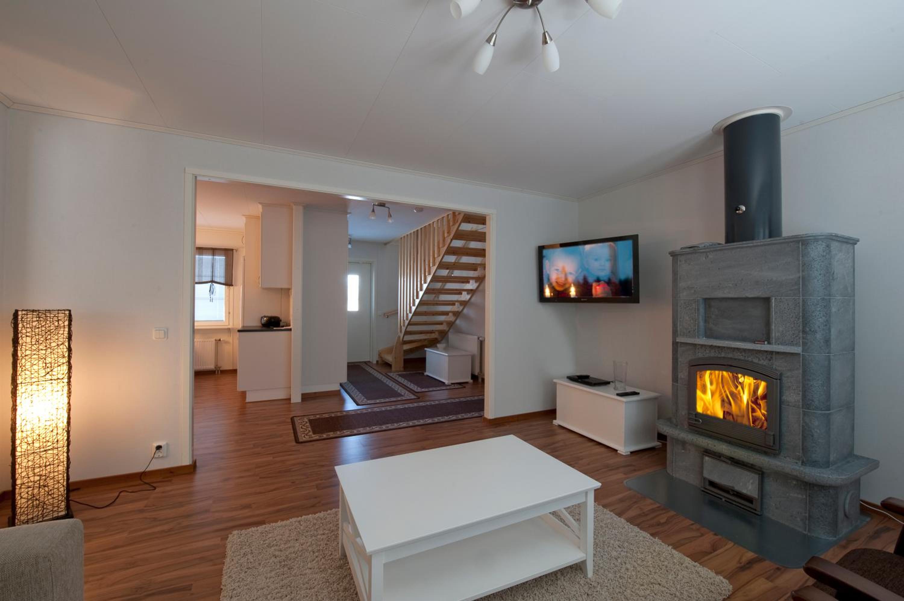 Four-Bedroom Cottage with Sauna photo 1