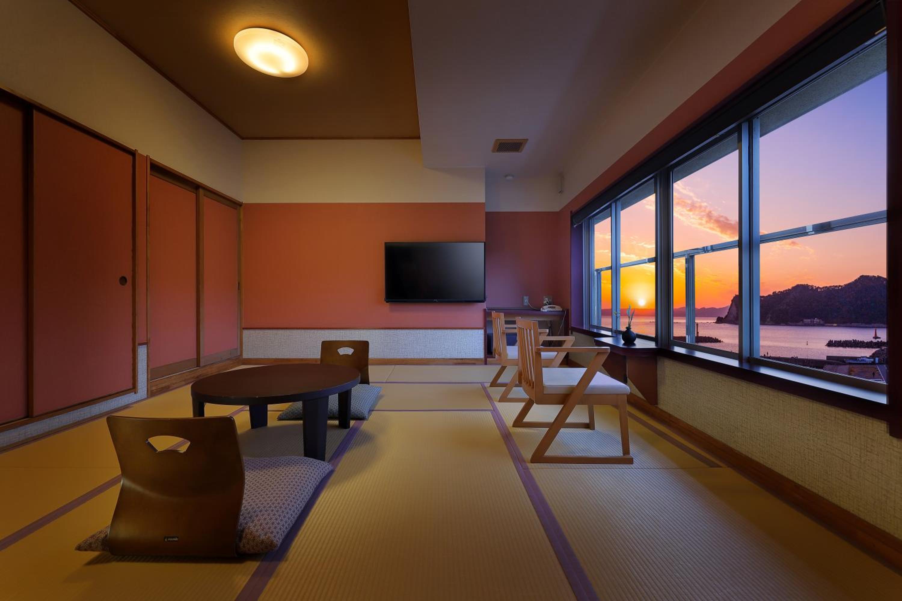 Japanese-Style Superior Room