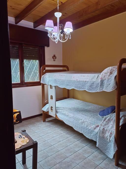 Five-Bedroom House photo 3