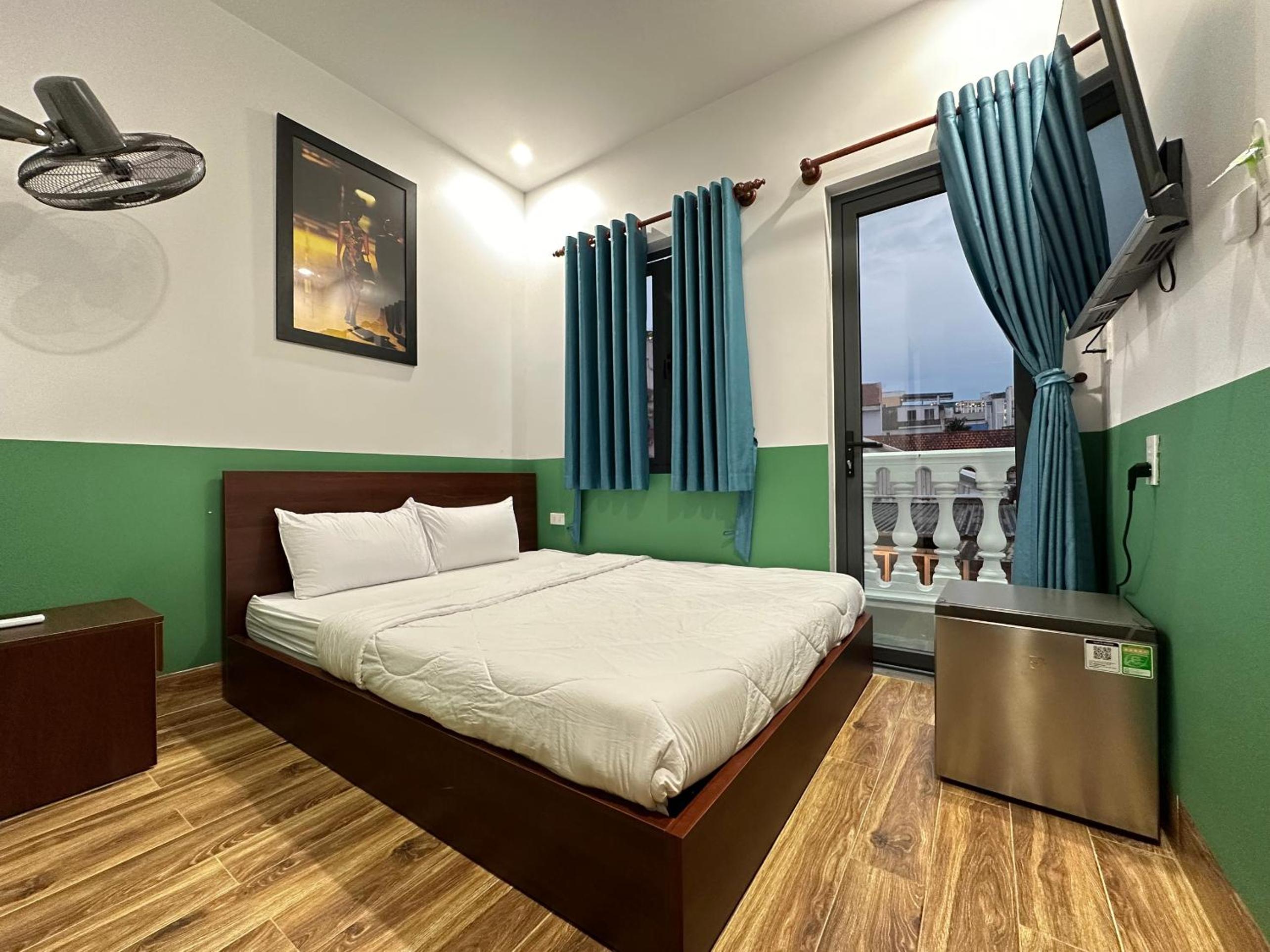 King Room with Balcony