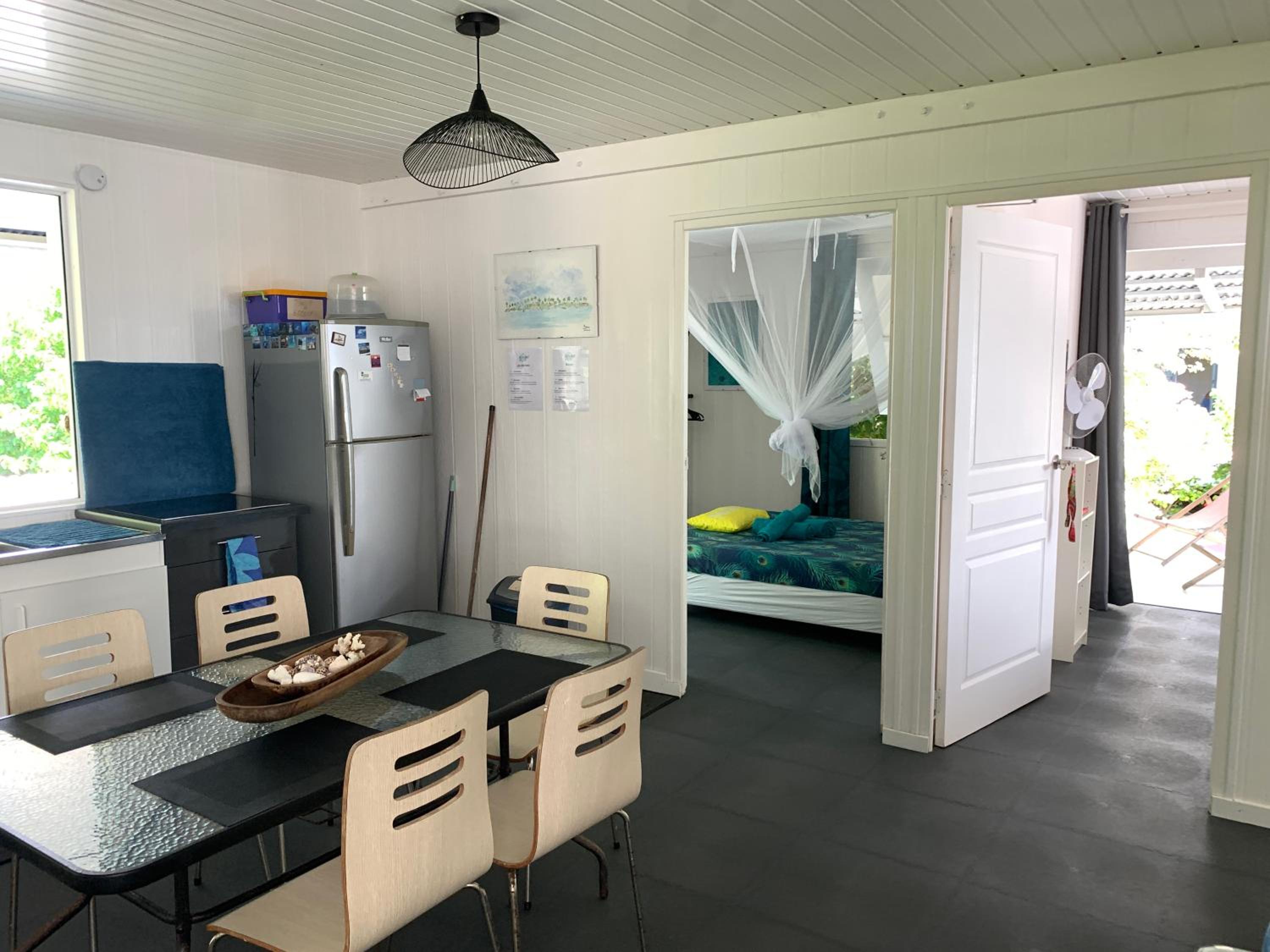Double Room with Shared Bathroom photo 2