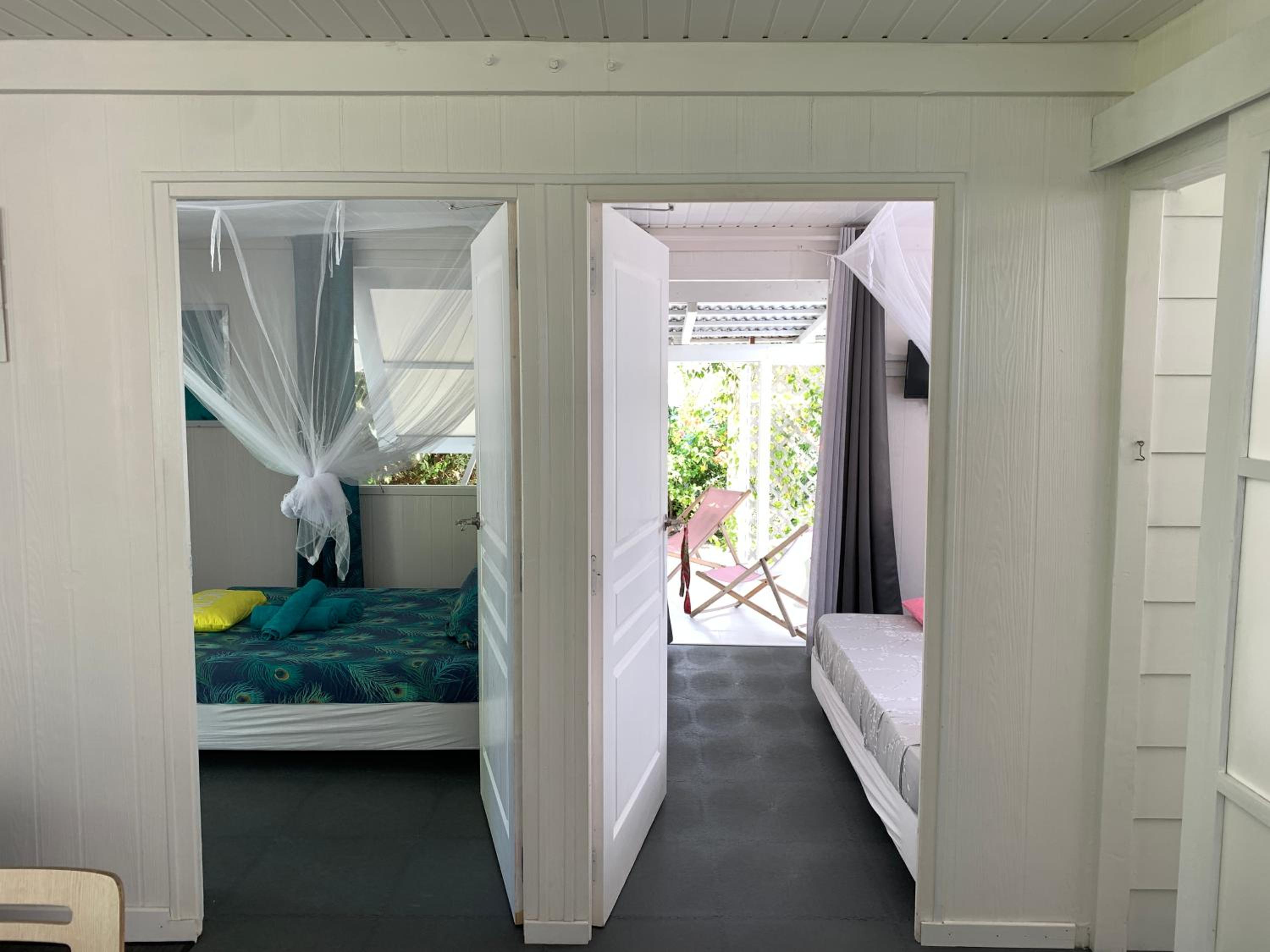 Double Room with Shared Bathroom photo 1