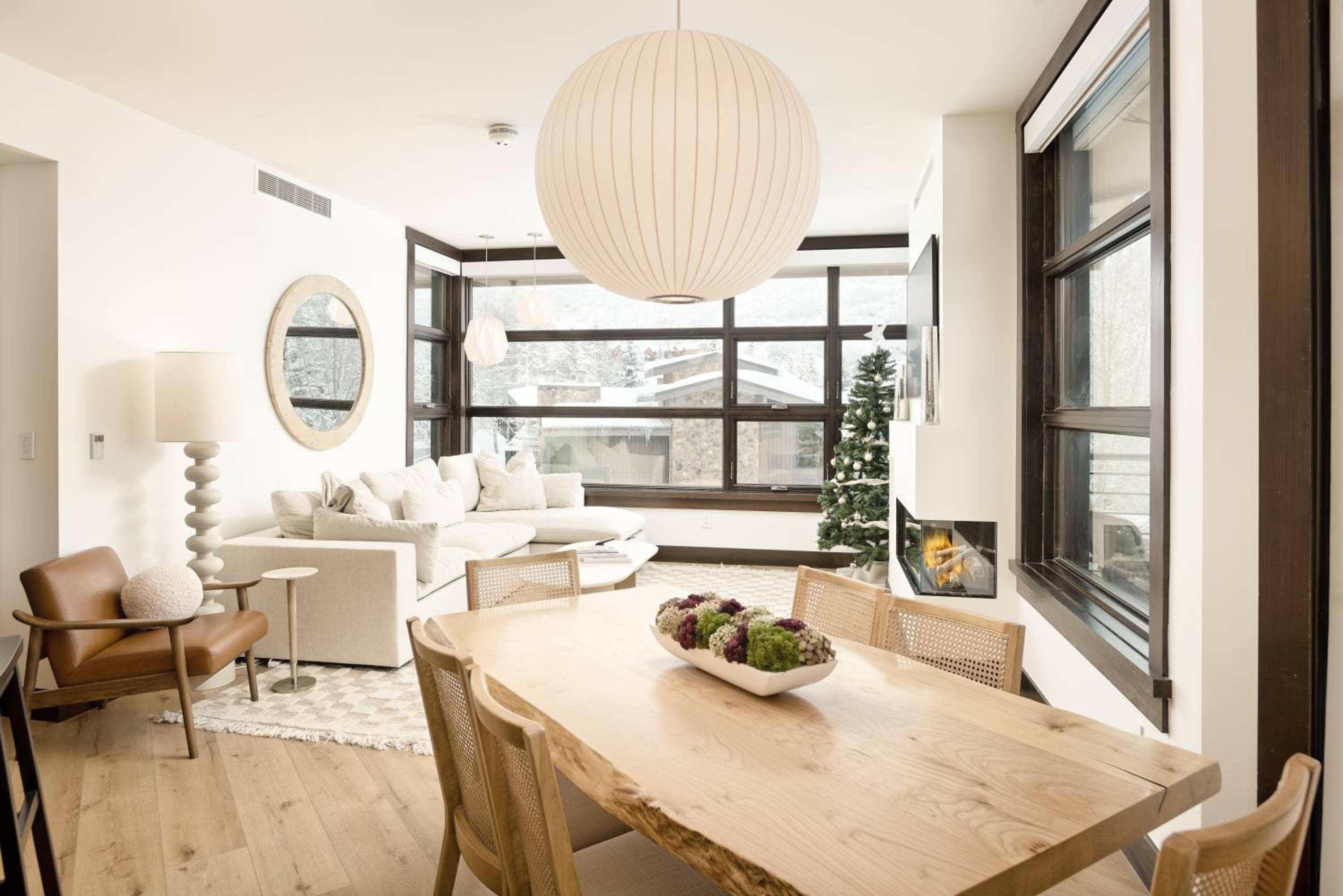 Apartment with Mountain View photo 1