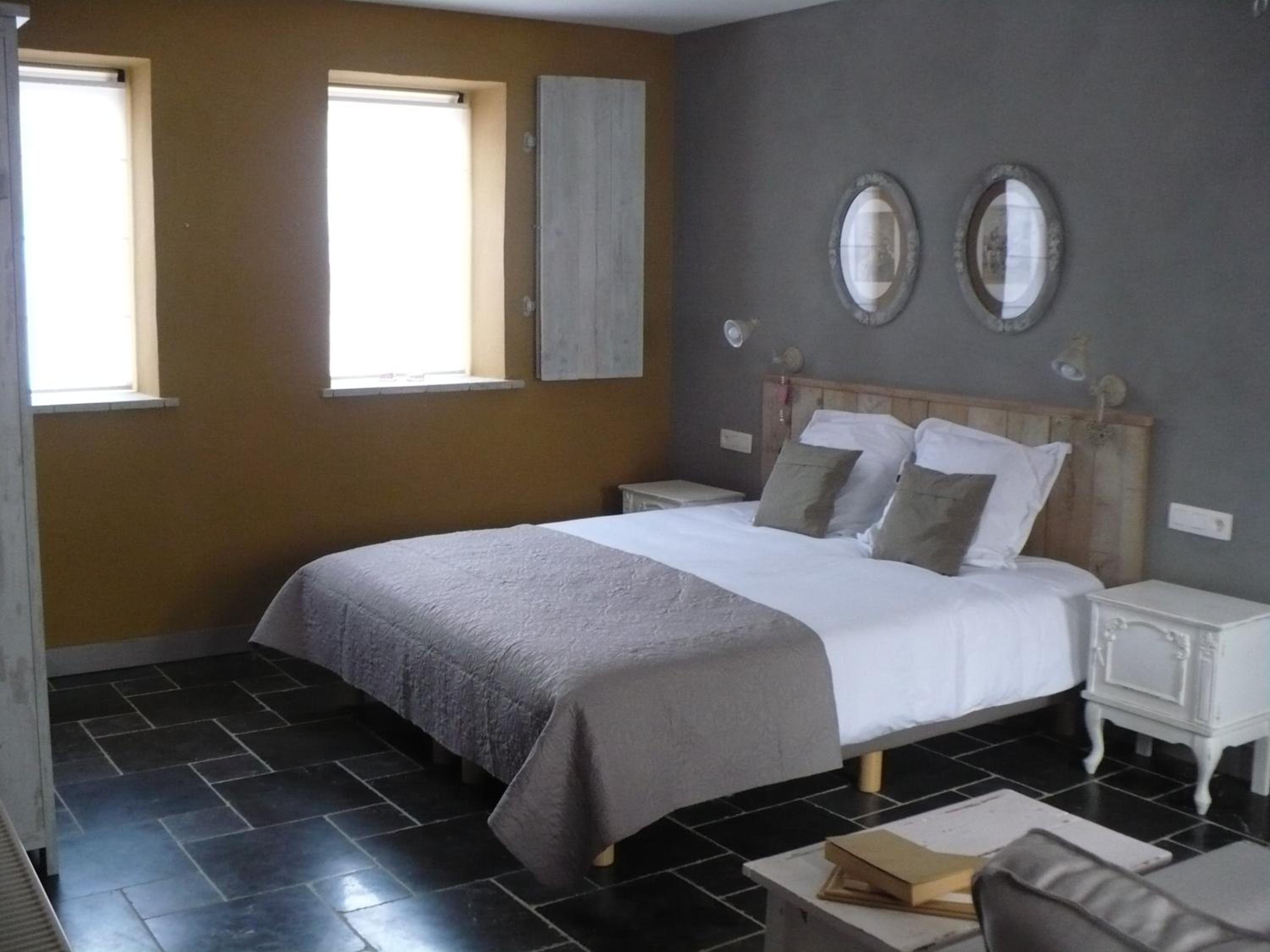 Deluxe Double Room with Shower photo 1