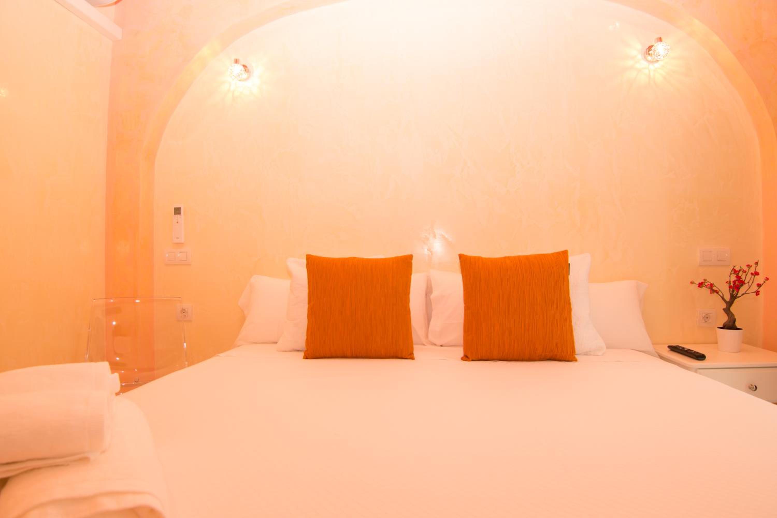 Standard Queen Room photo 3