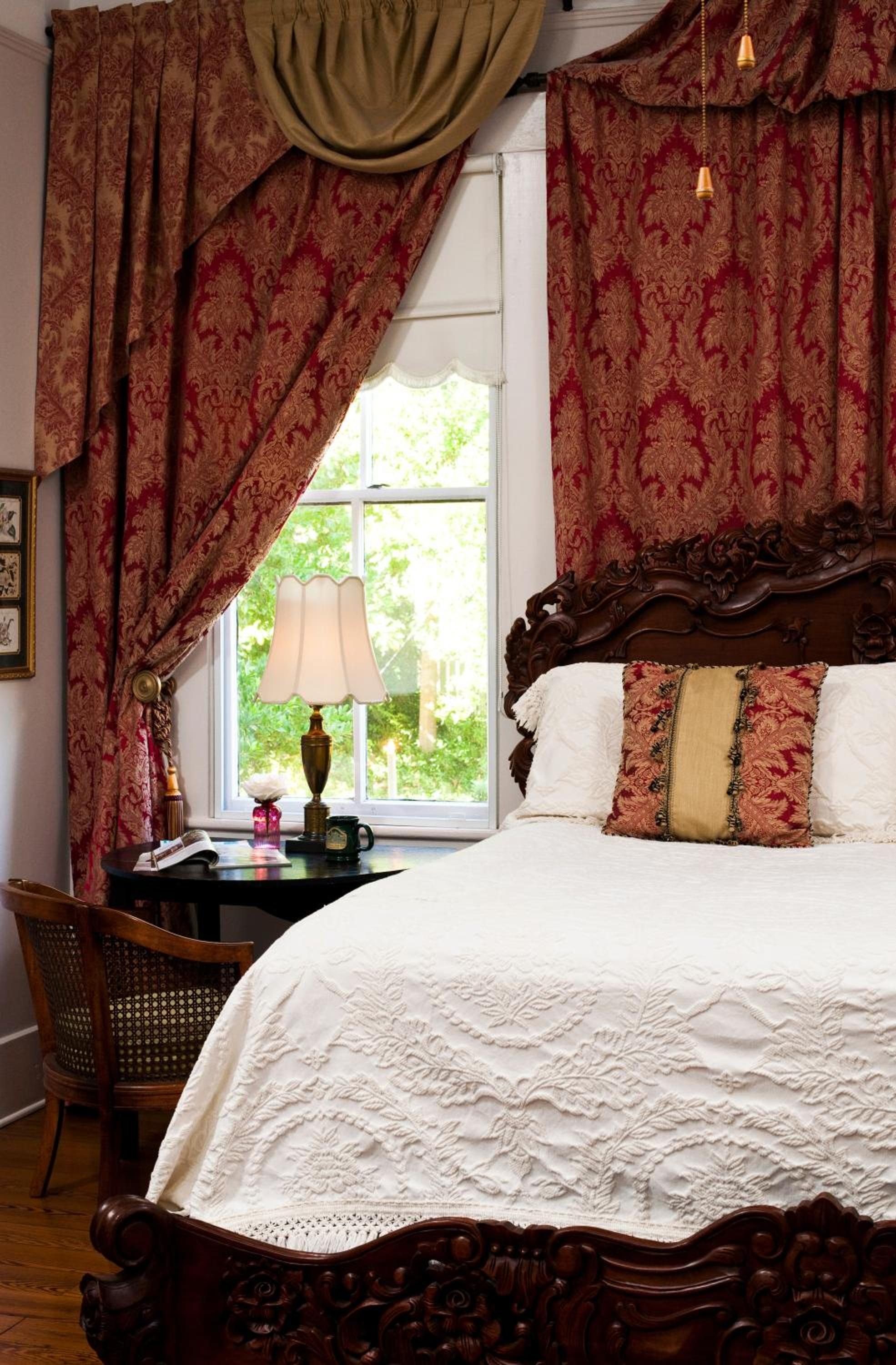 Superior King Room - Elmo Room photo 2