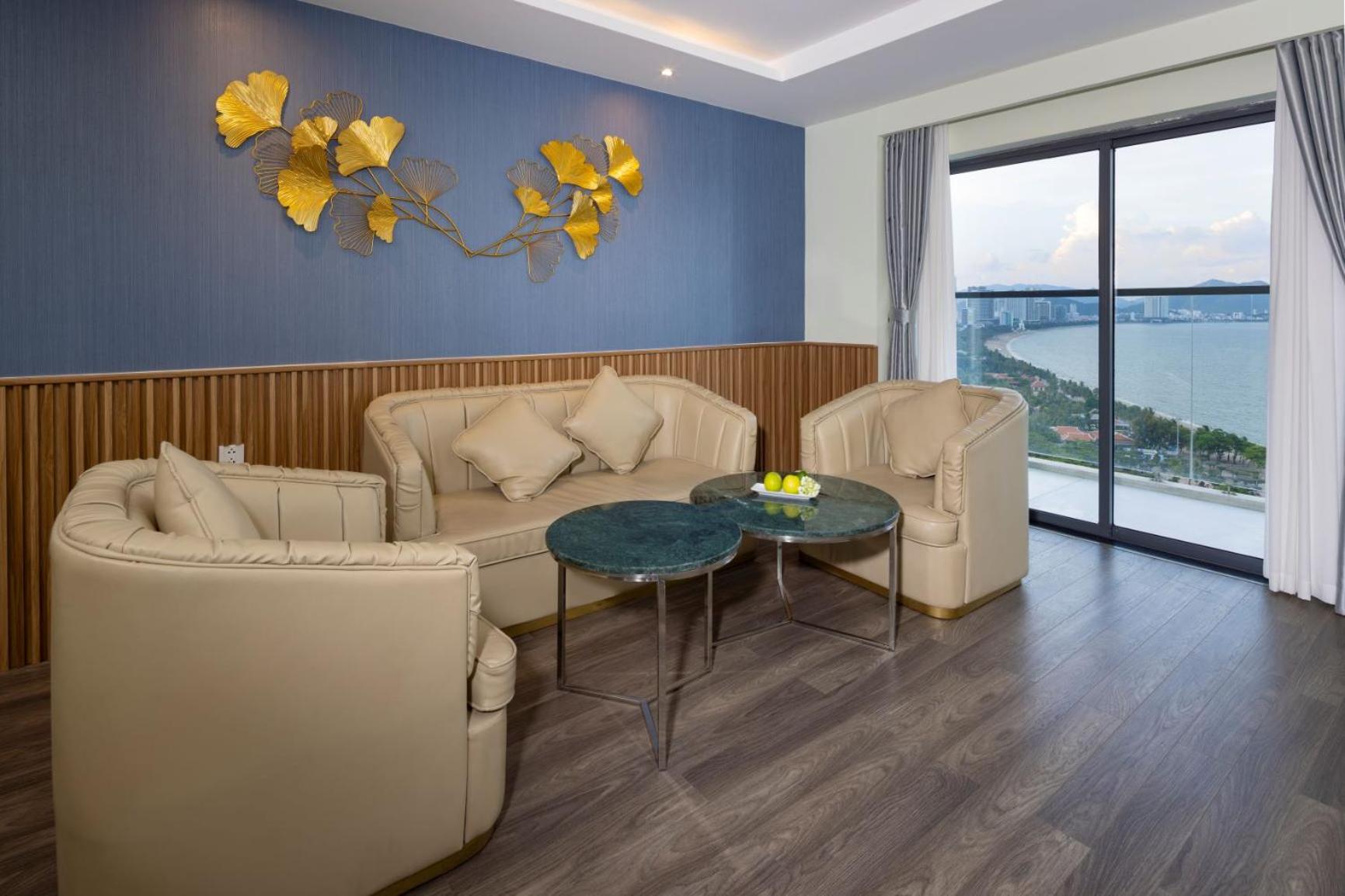 One-Bedroom Suite photo 2