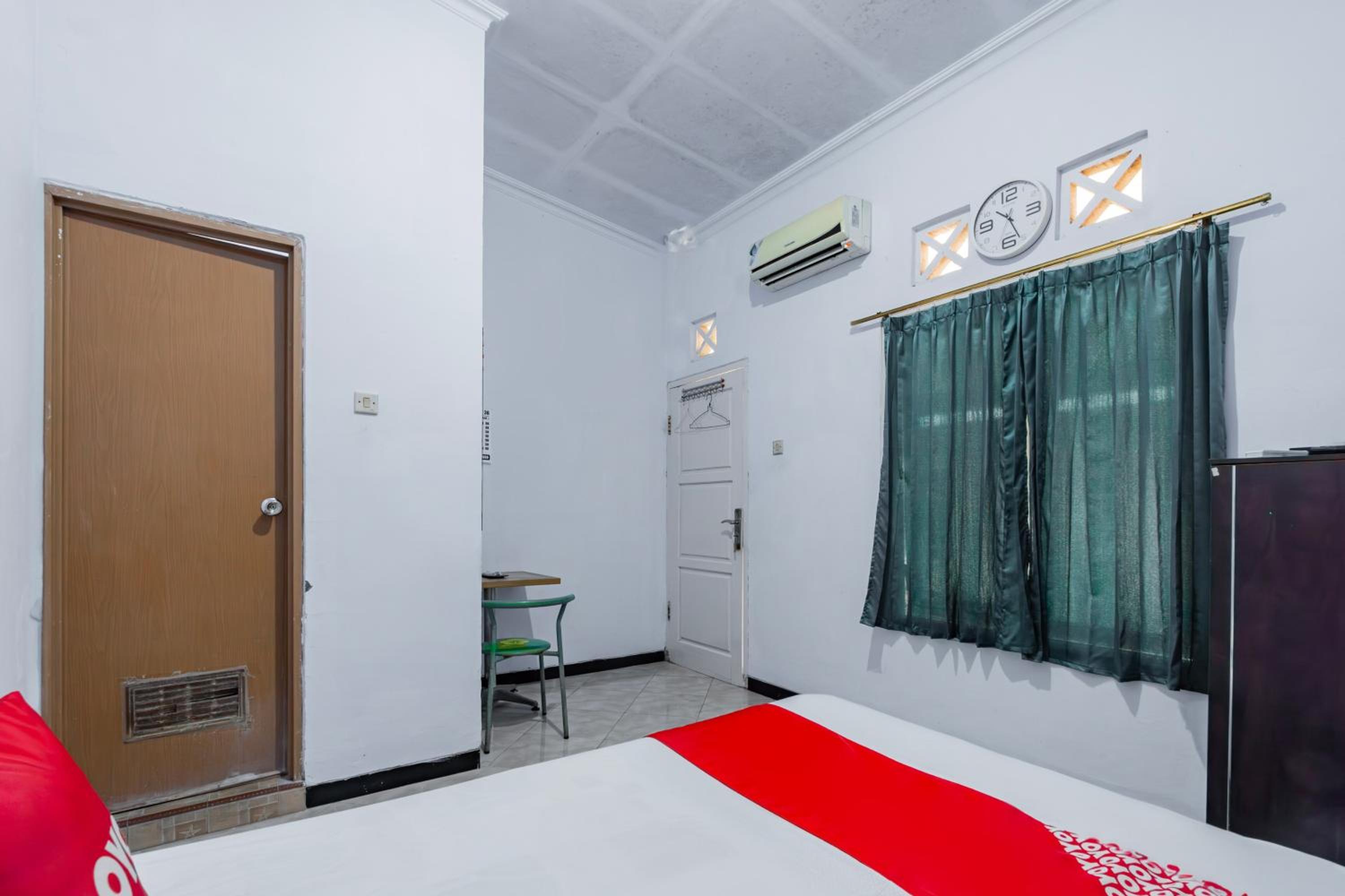 Deluxe Double Room photo 3