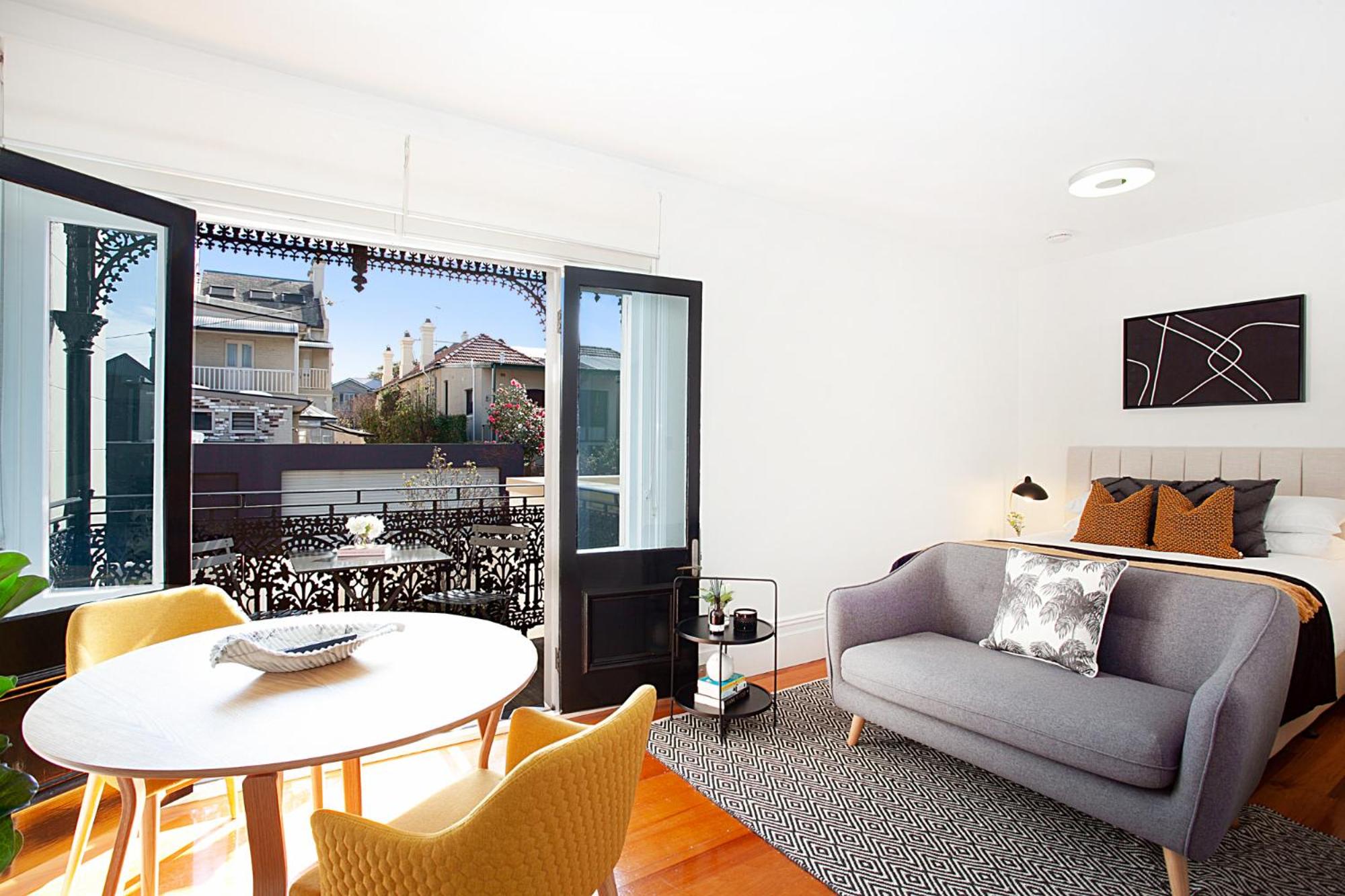Studio Apartment