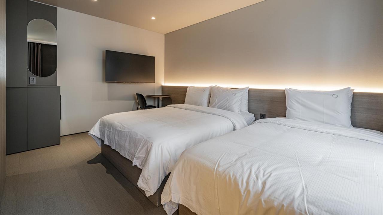 Deluxe Twin Room photo 1