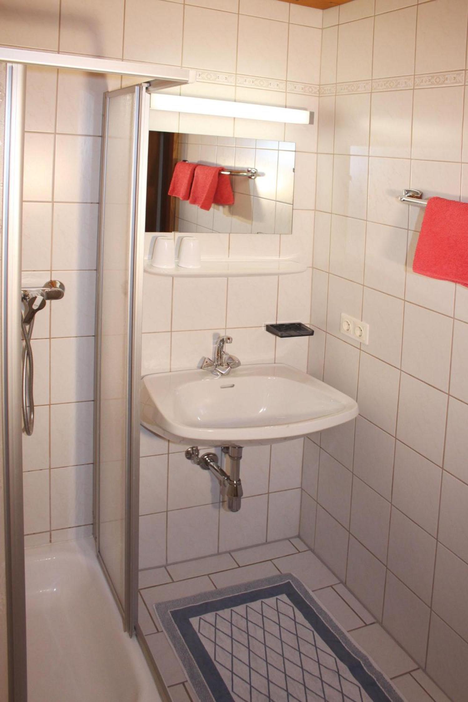 Double Room with Shower photo 2