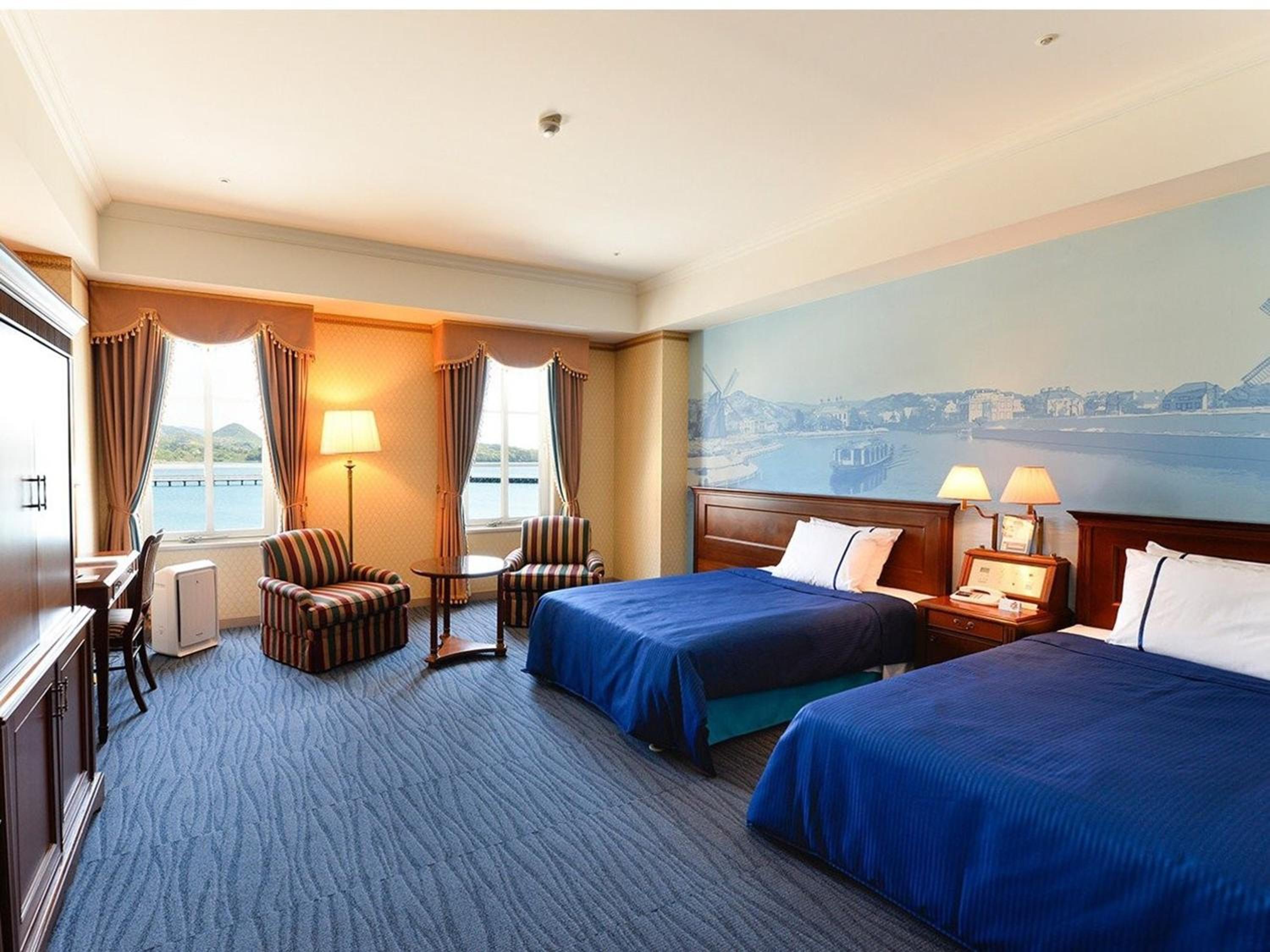 Deluxe Twin Room with Harbor View  - Photo 1