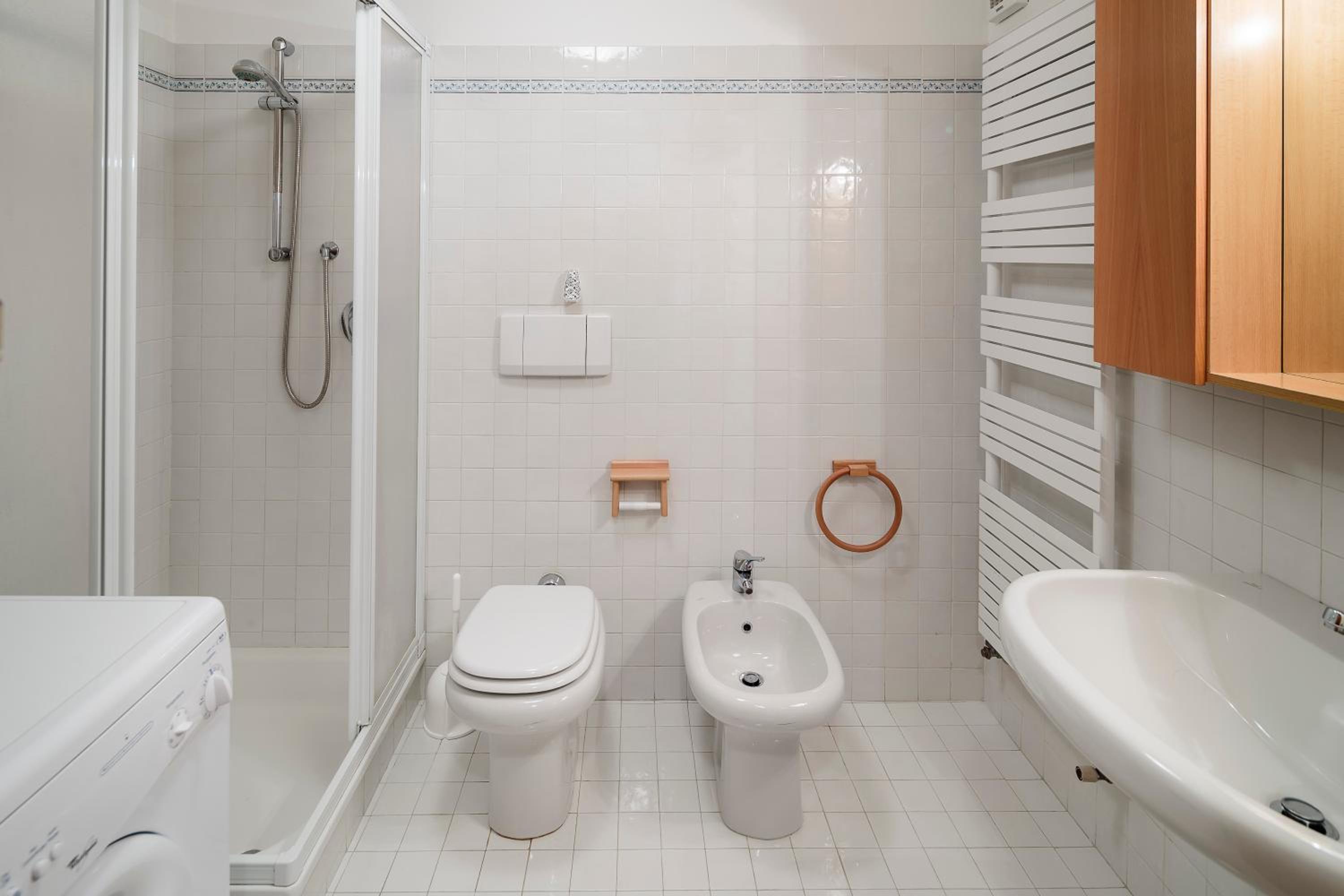 Two-Bedroom Apartment - Split Level (4 Adults) photo 3